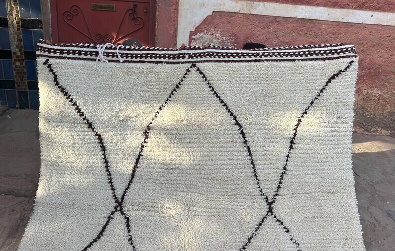 Moroccan Berber rug 200cm x 200cm