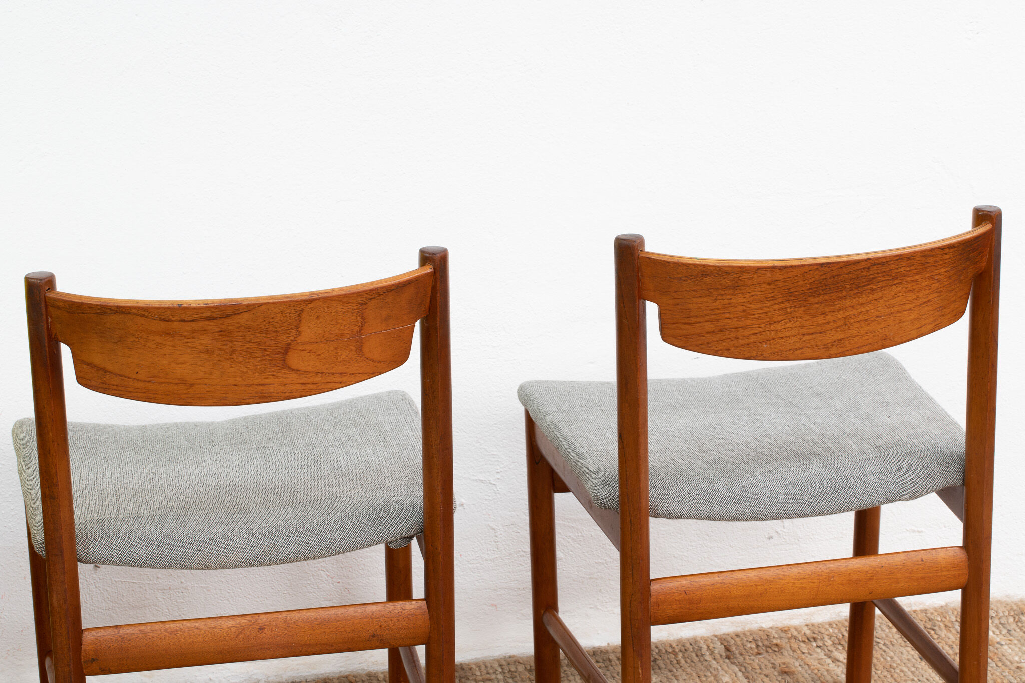 4 chaises scandinaves vintage – 44 cm