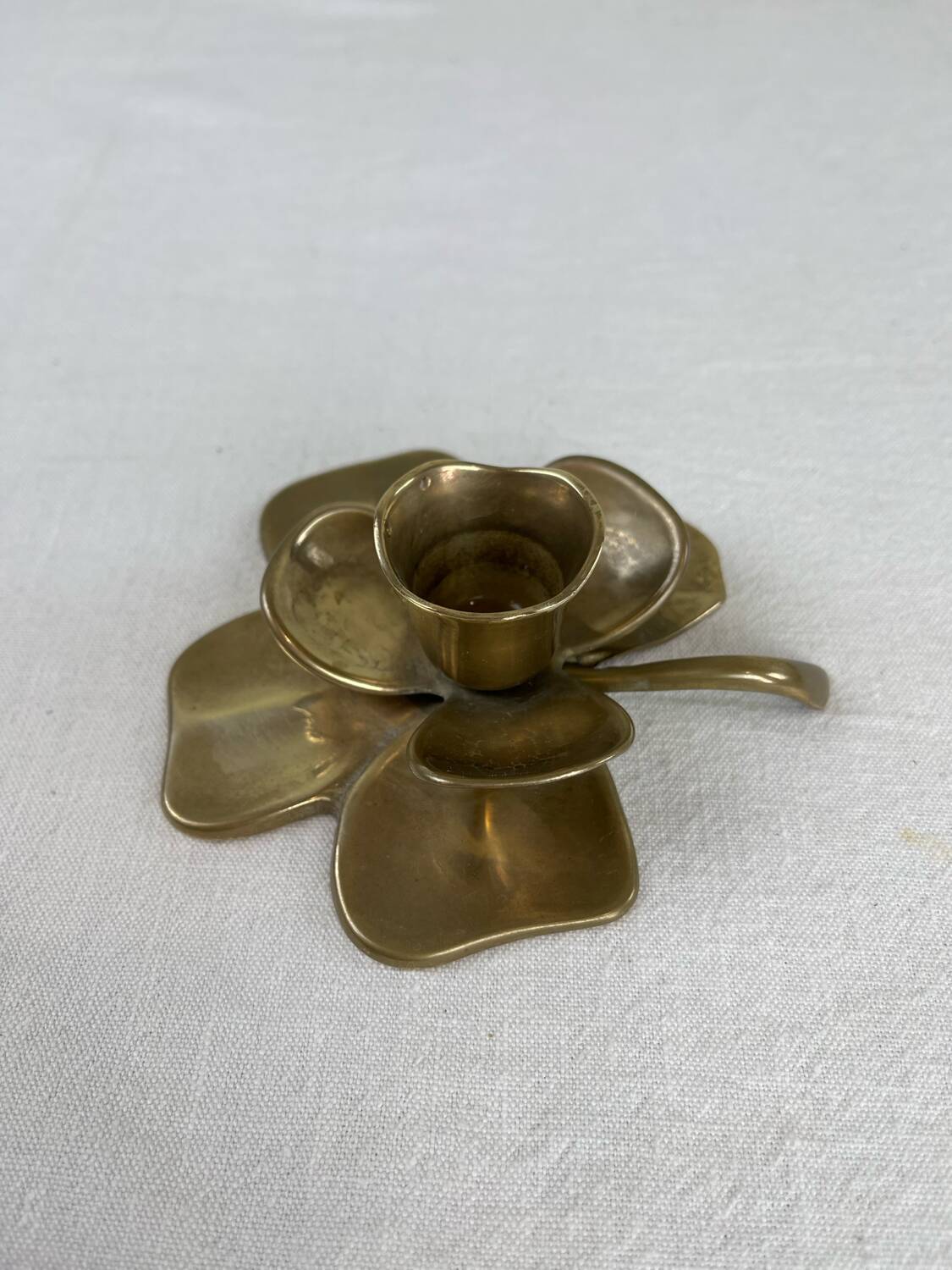 Four-leaf clover candlestick