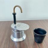 Italian coffee maker 1 cup bialetti and porcelain cup revolt