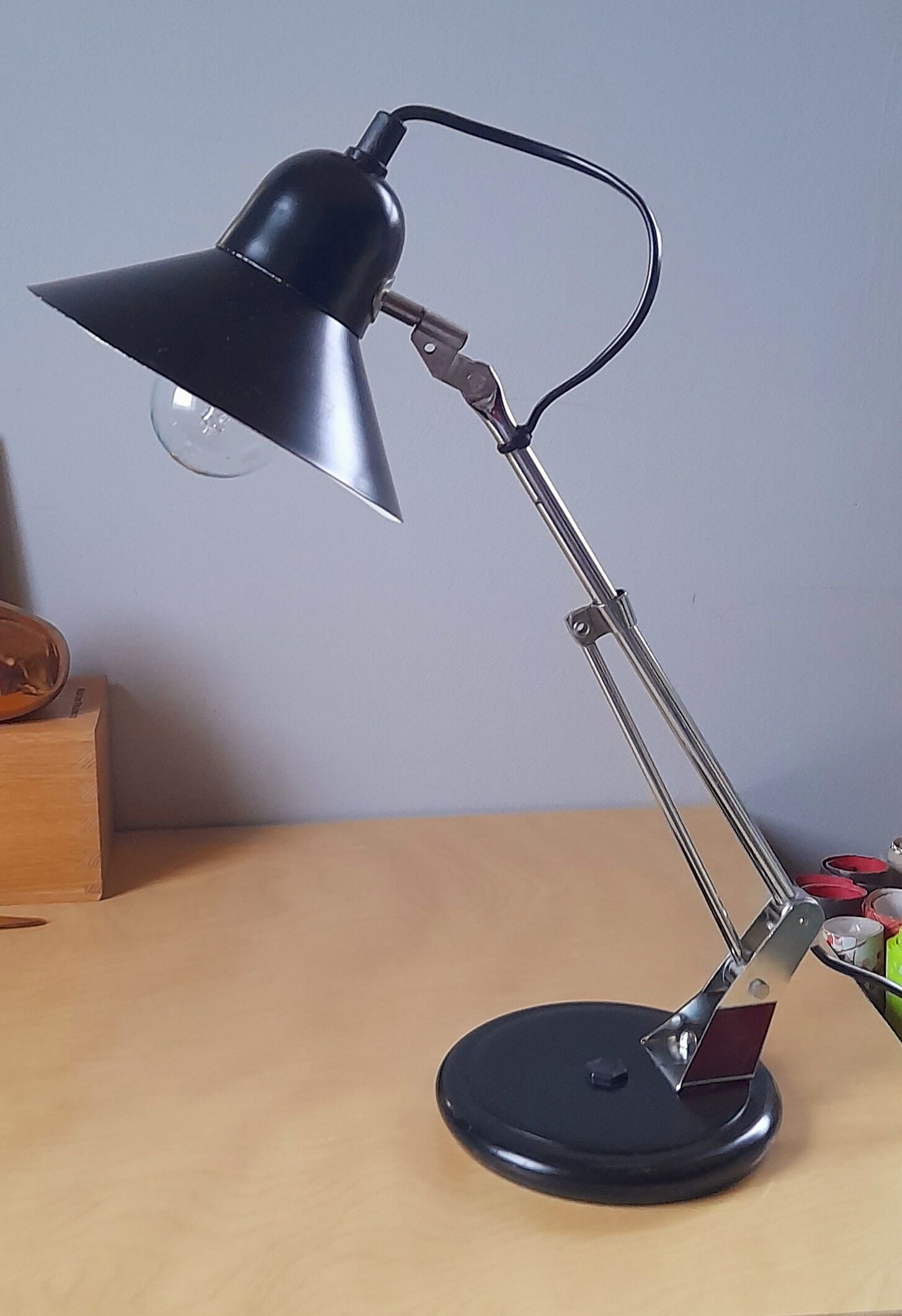 Aluminor desk lamp