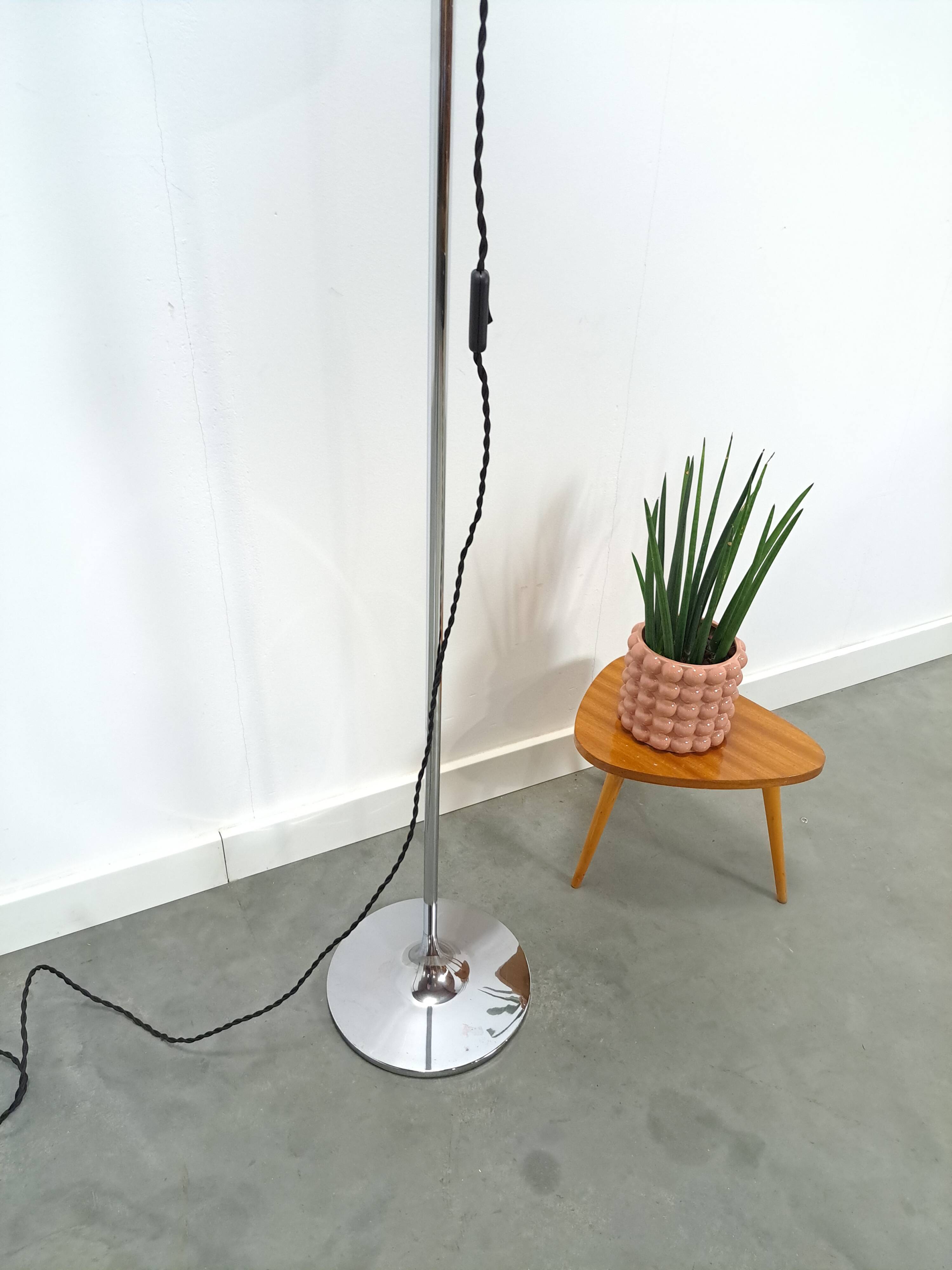 Space age chromen staande bol lamp vloerlamp