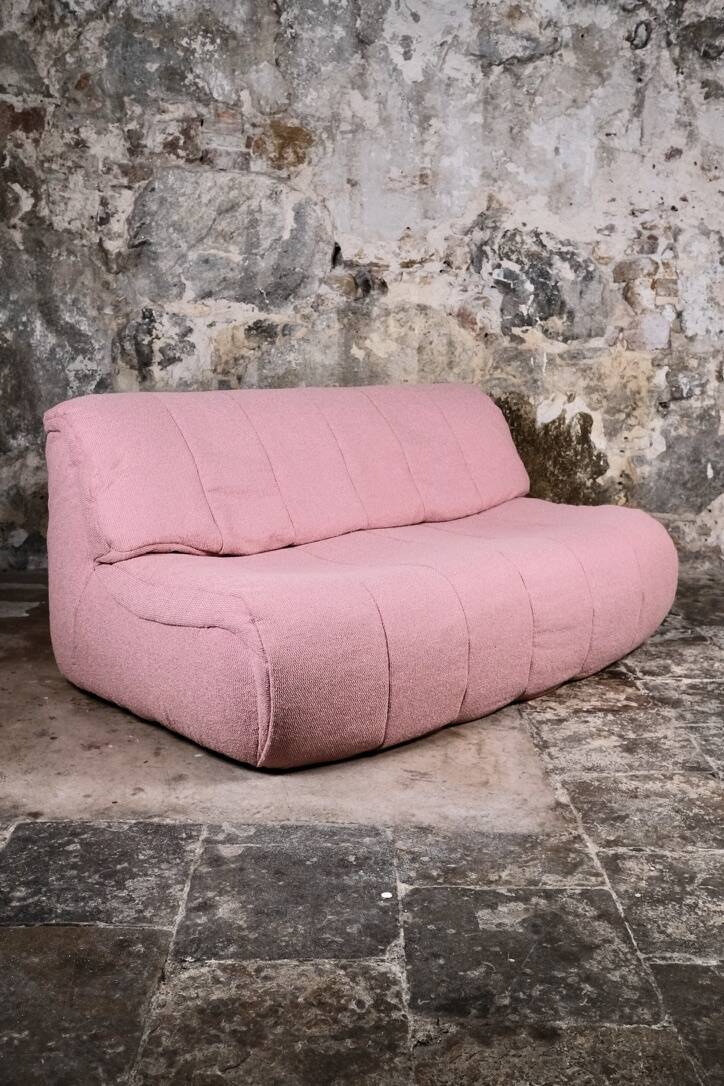 Canapé vintage rose, made in France, 1980s