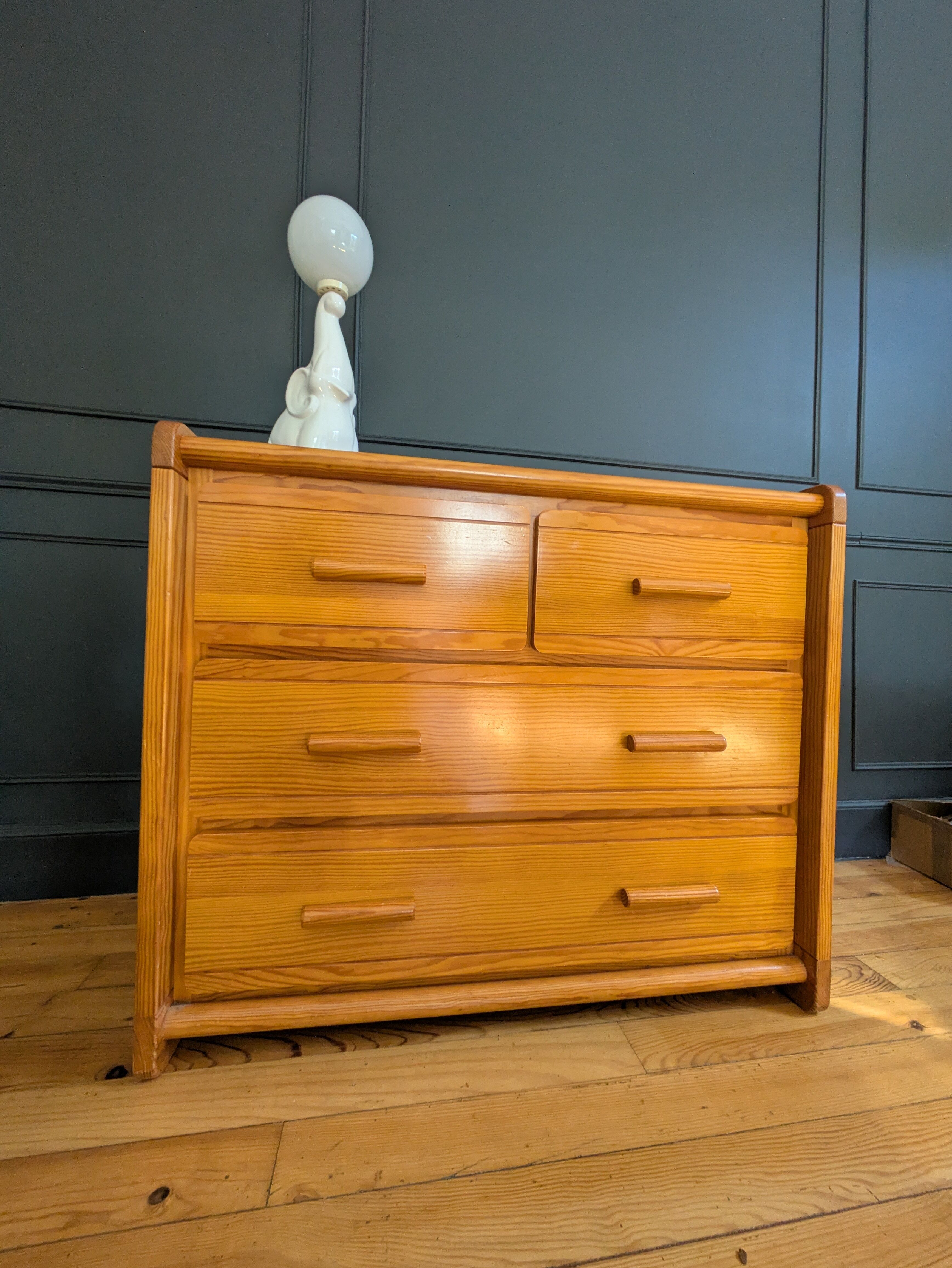 80's commode in Gautier pine