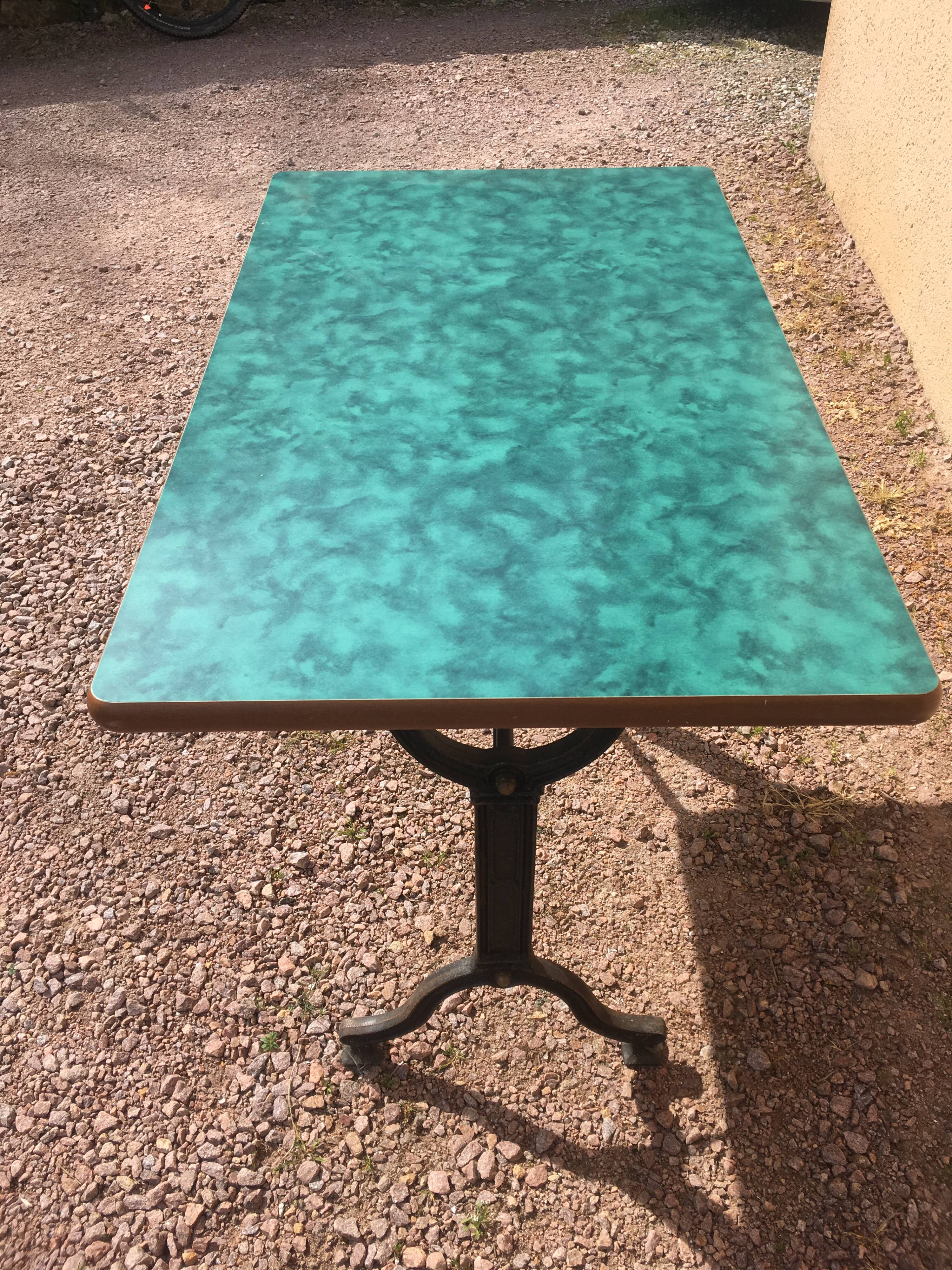 Bistro table