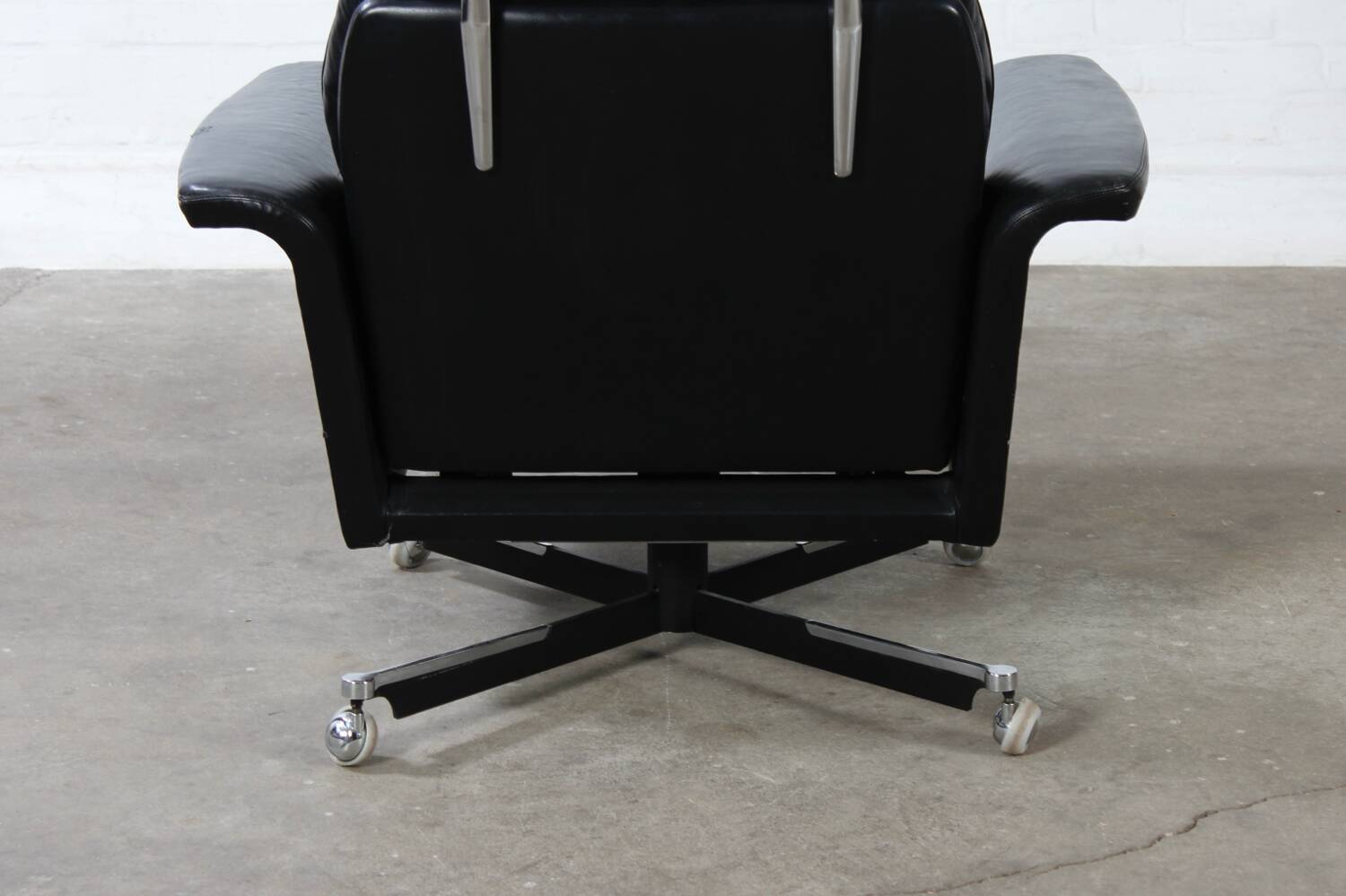 Vintage Sessel Lounge Chair Mid-Century James Bond Design