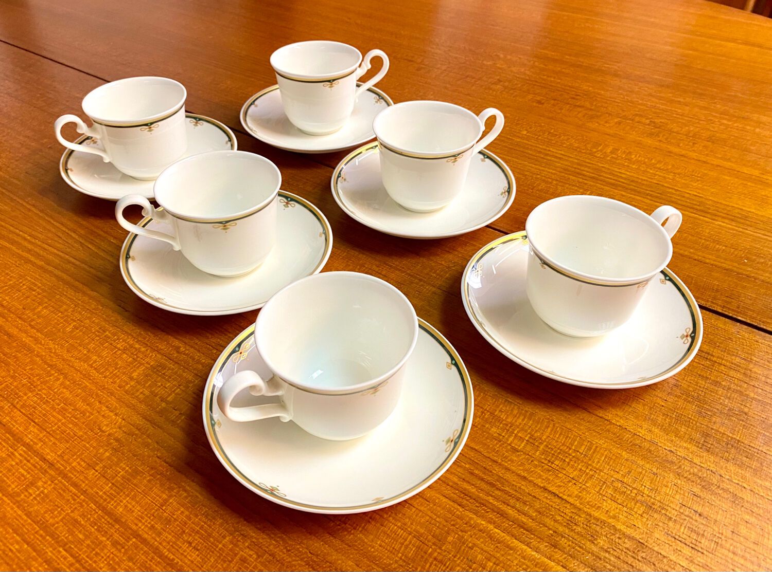 Villeroy & Boch 1960 porcelain coffee set of 6 cups and saucers