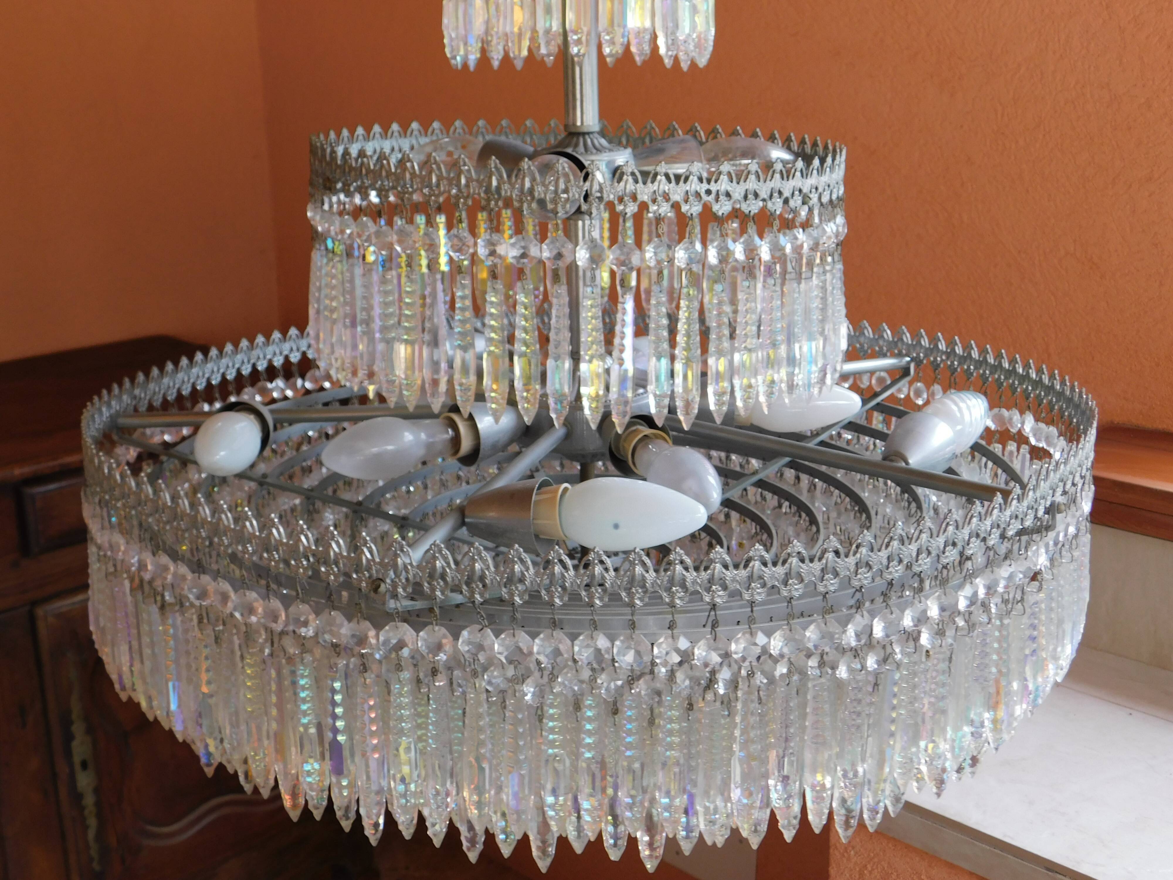 Stamps 13 fires chandelier