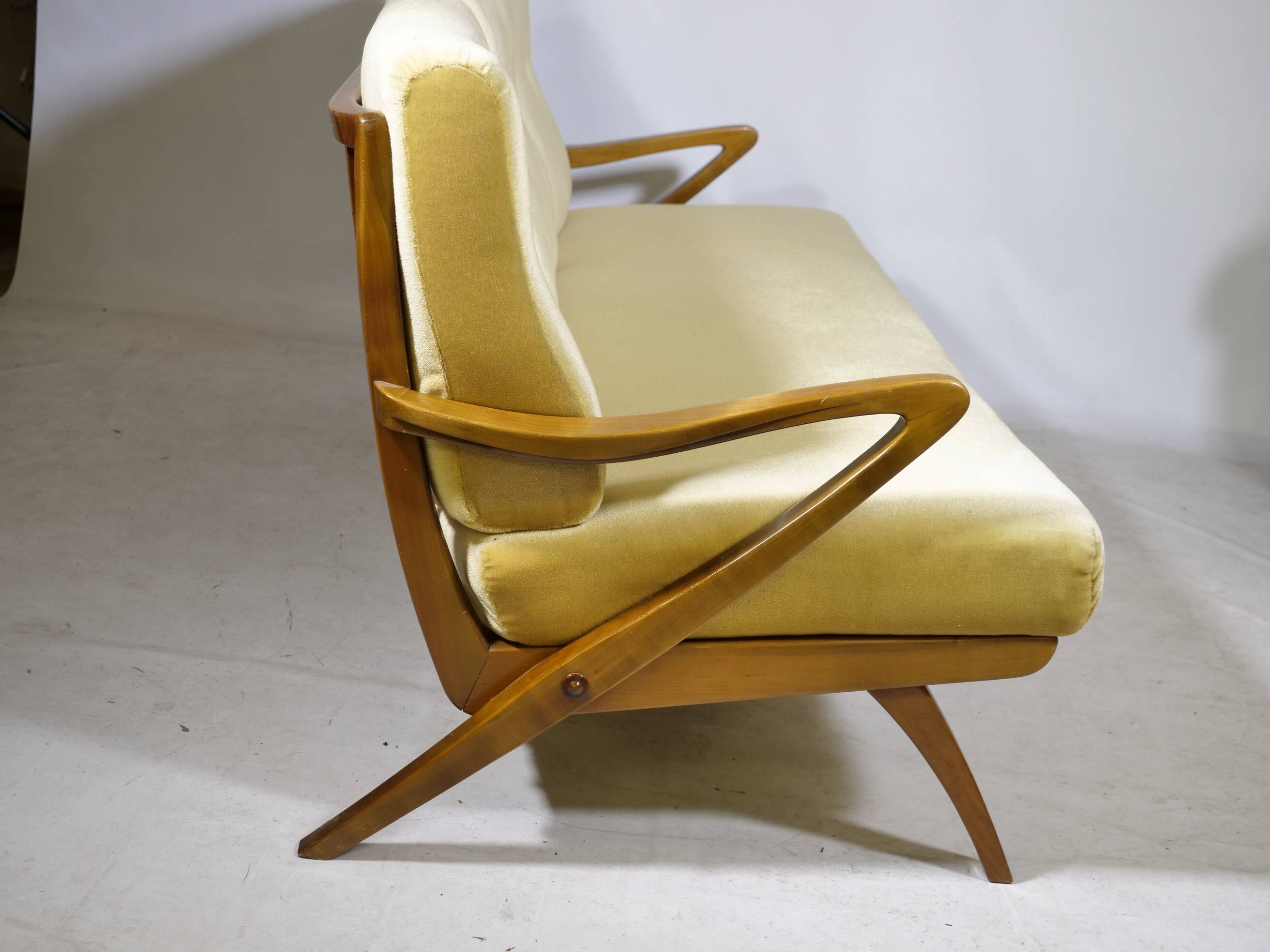 Three Seat Sofa in Wood attributed to Guglielmo Ulrich, Italy, 1950s