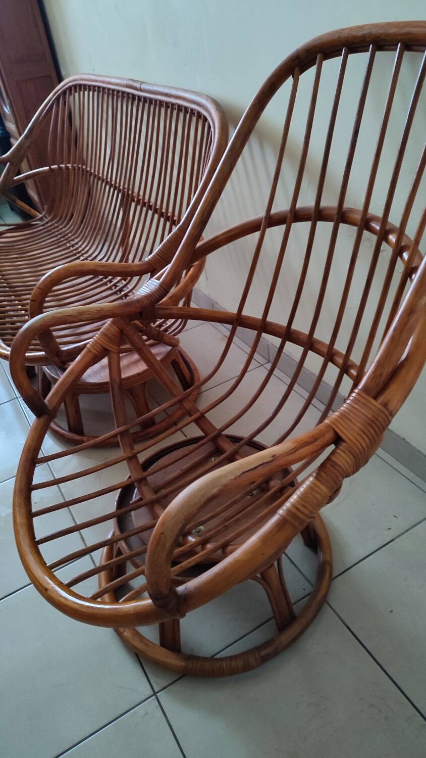 Lot 2 fauteuils rotin