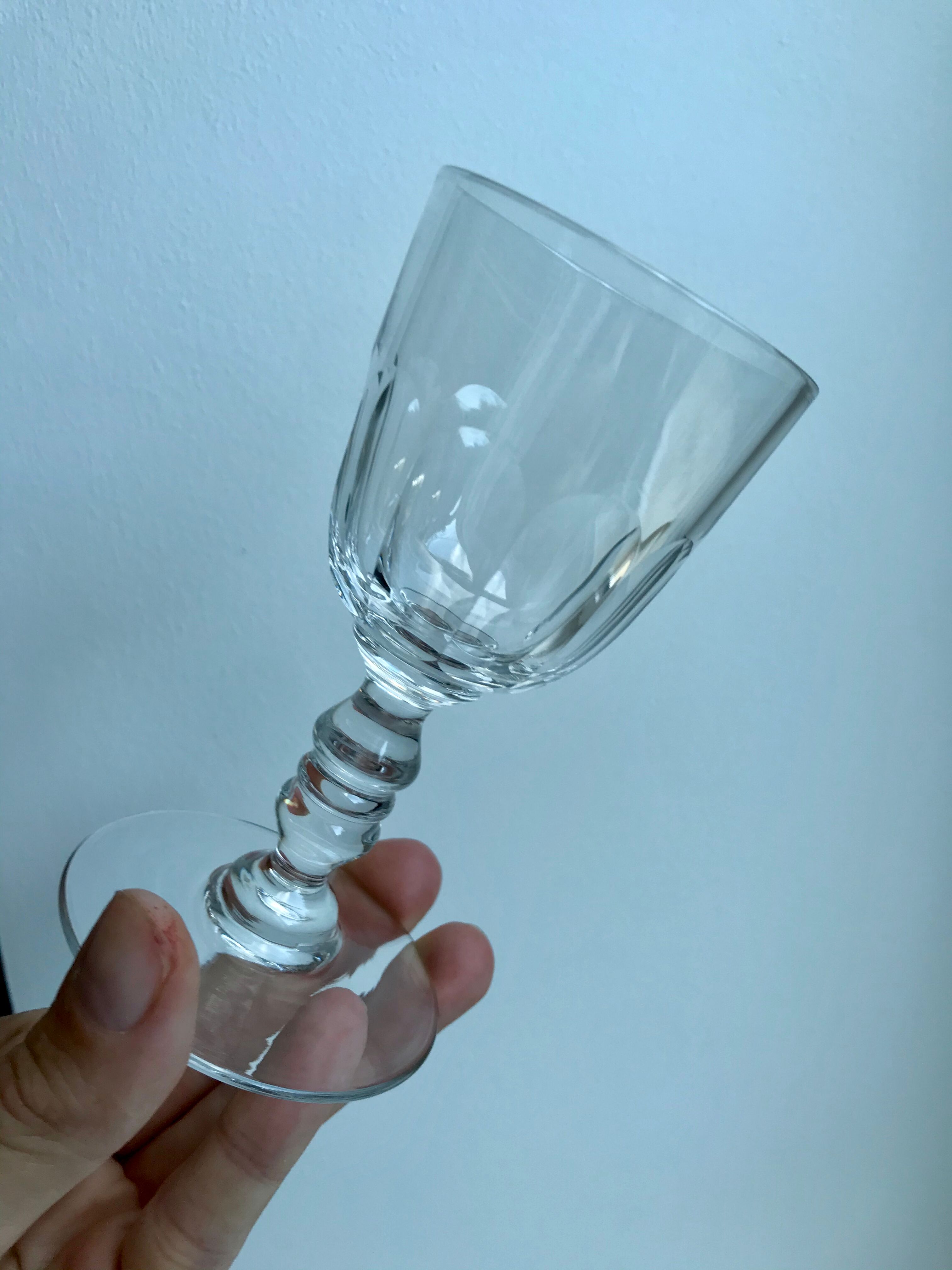 Set of 6 molded glass wine glasses, 20-30s