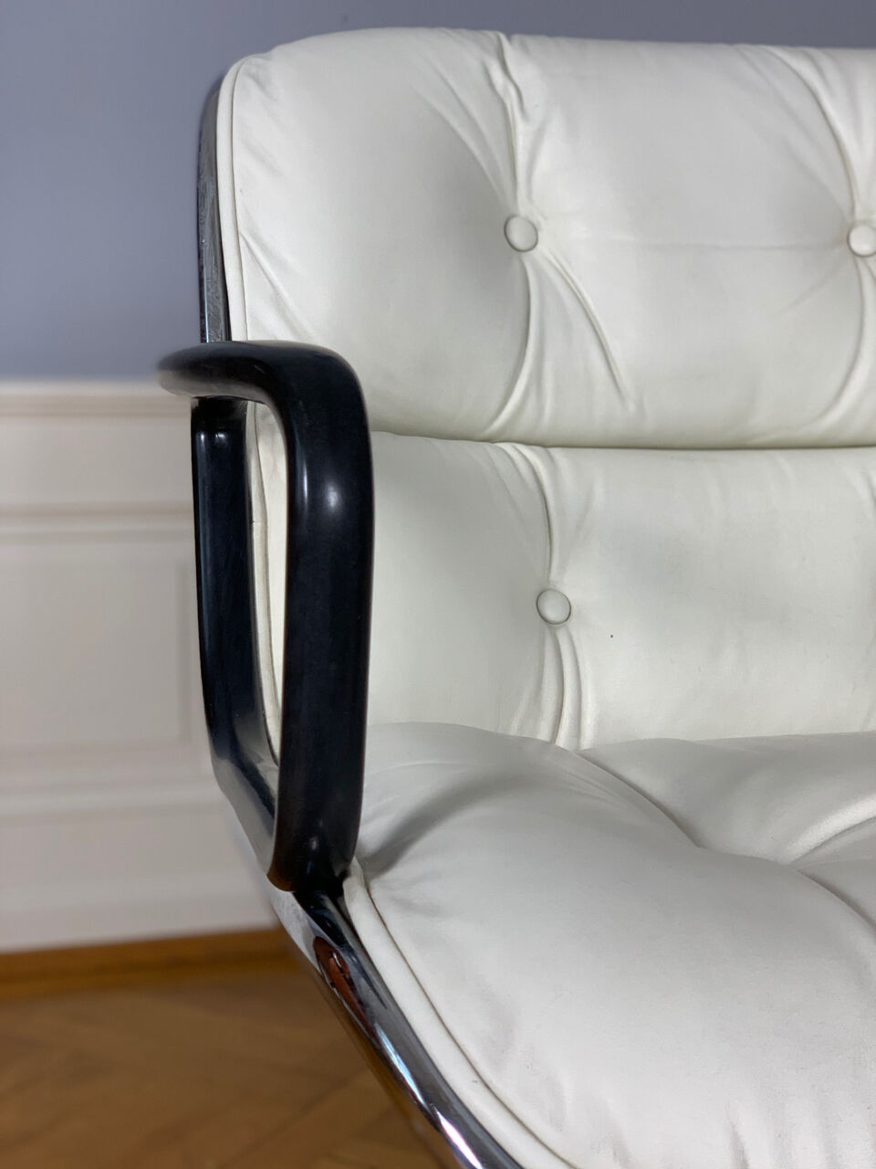 Charles Pollock office armchair for Knoll