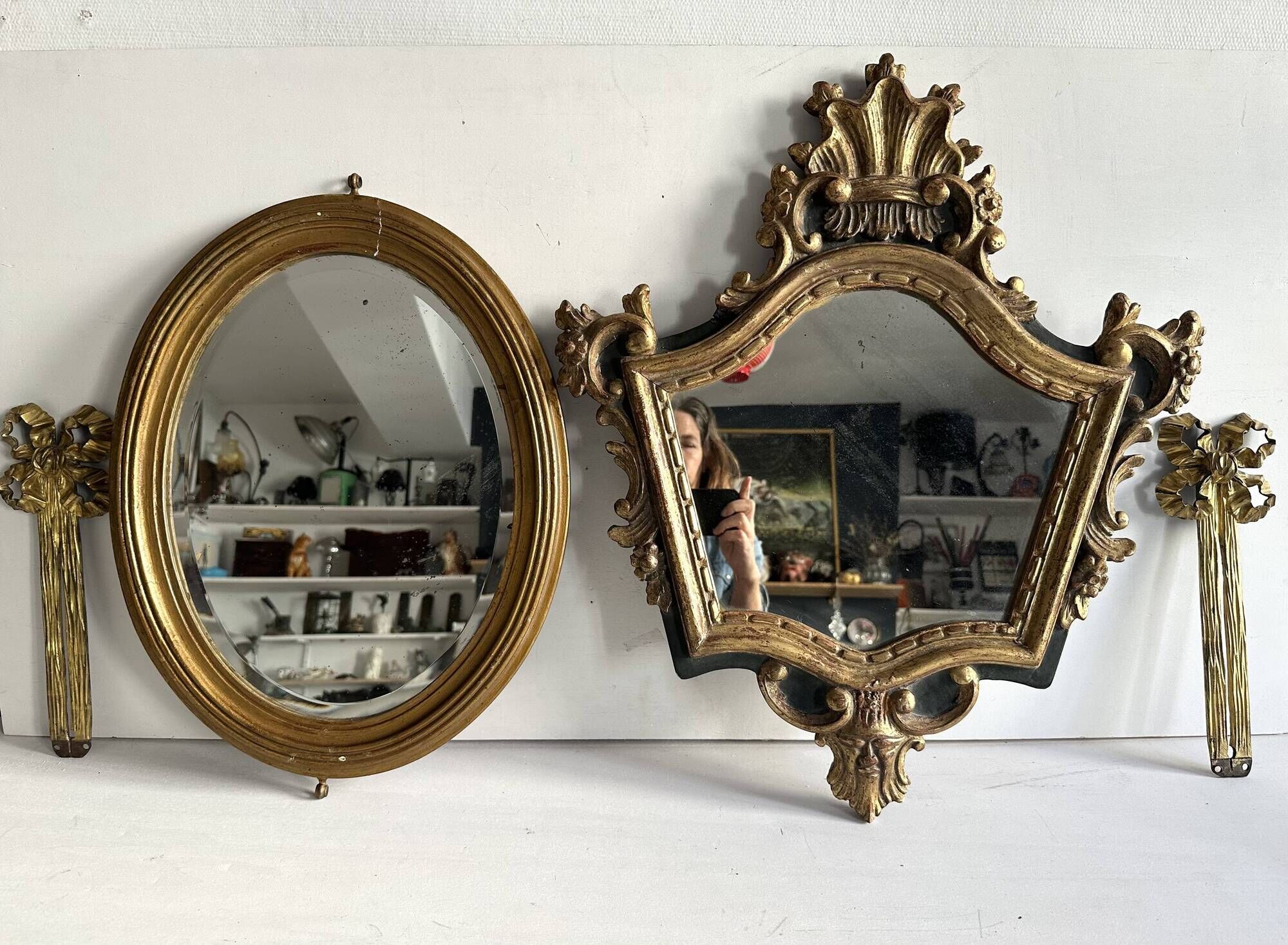 Antique baroque mirror in carved and gilded wood, 19th century