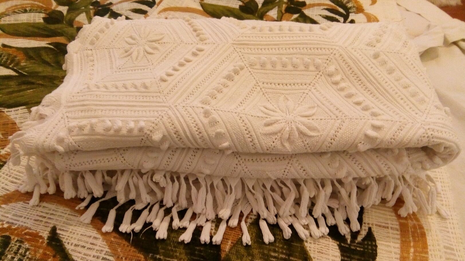 very large top cotton bed crochet covers bed