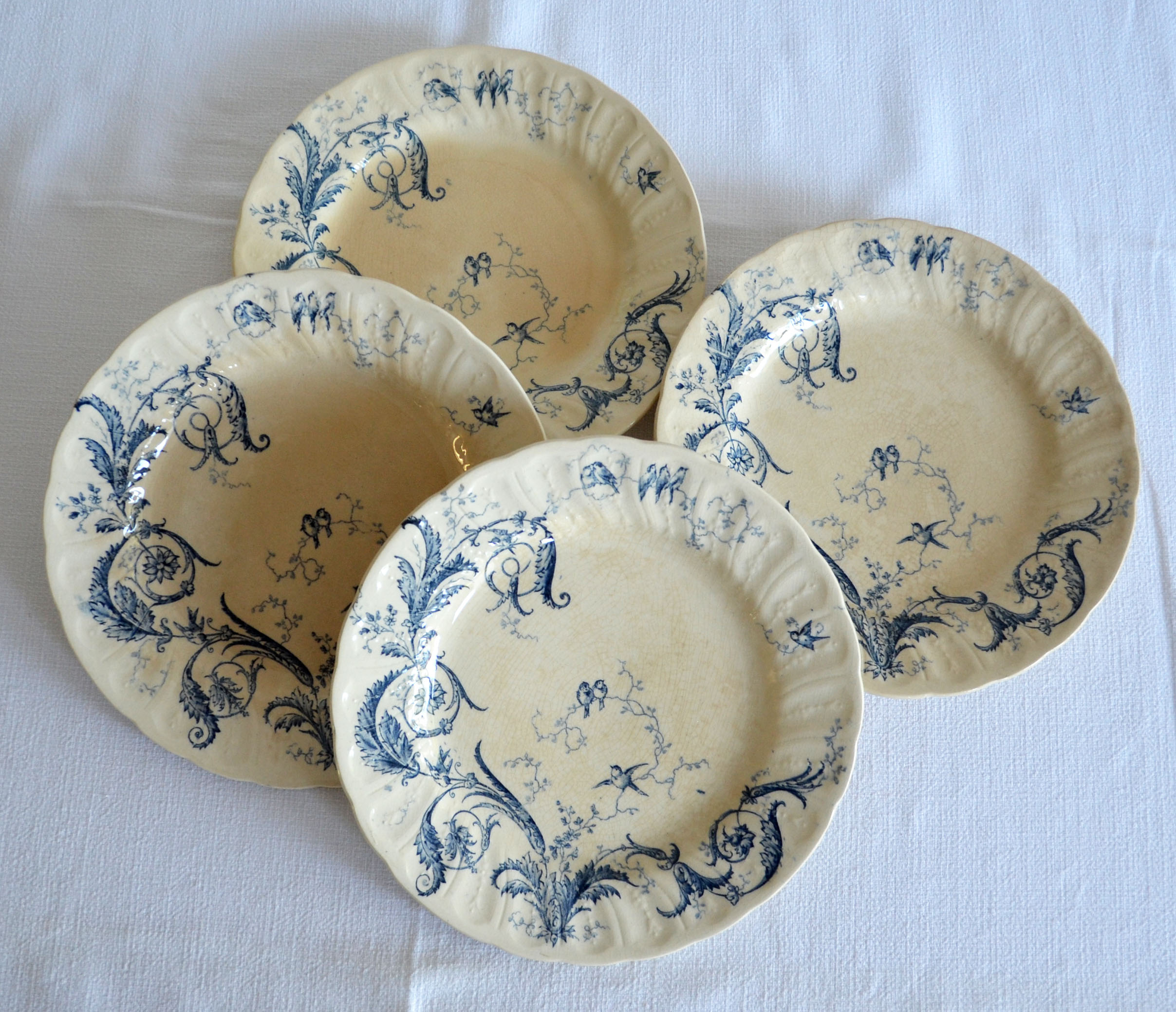4 plates with dessert earth of iron Gien "Rinceaux"