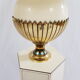 Lampe néoclassique beige et or