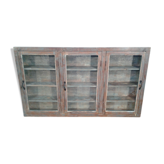 Vitrine murale de magasin