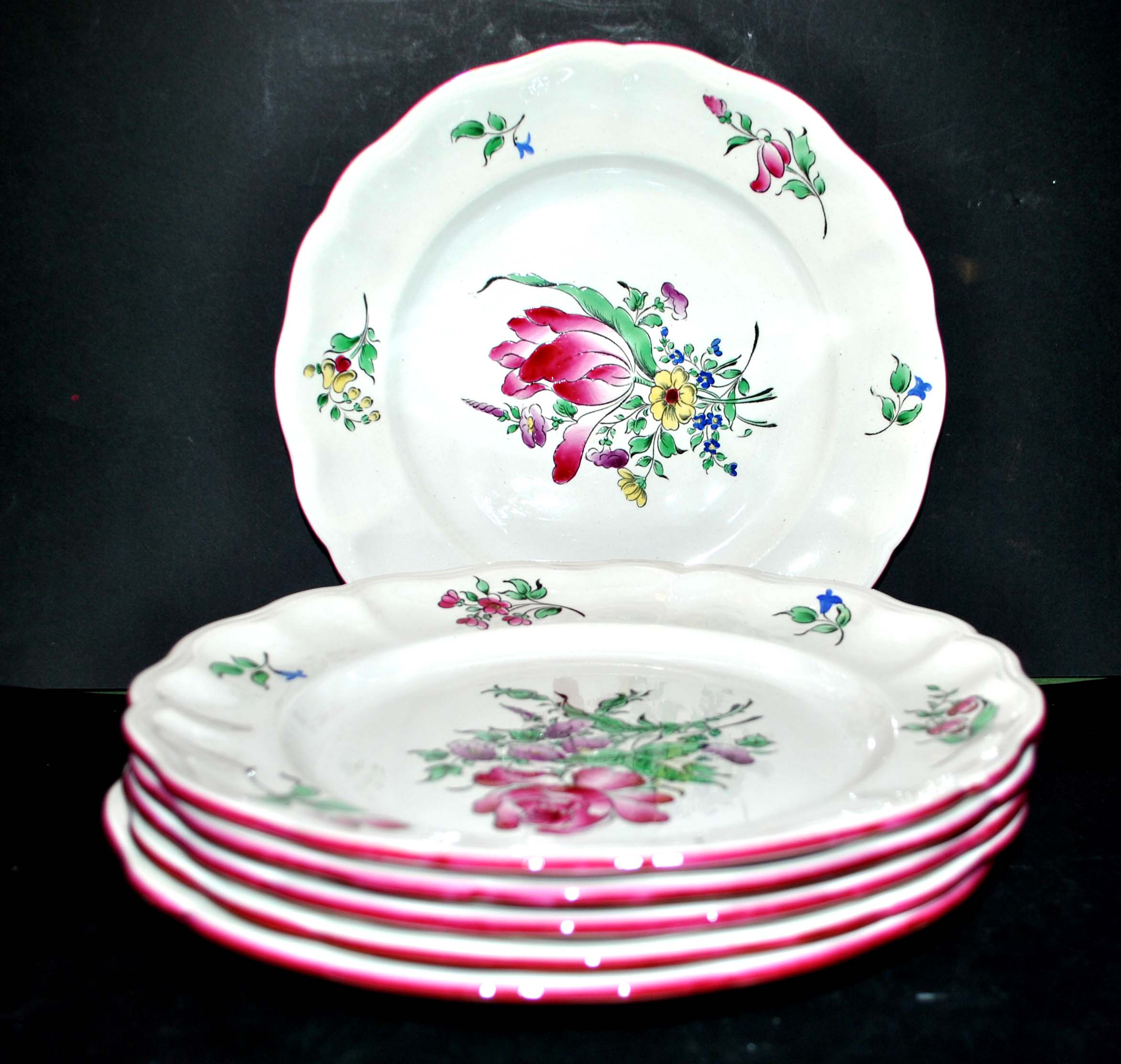 Série de 6 assiettes plates en faïence de Lunéville Keller&Guérin modèle fleuri polychrome Réverbère