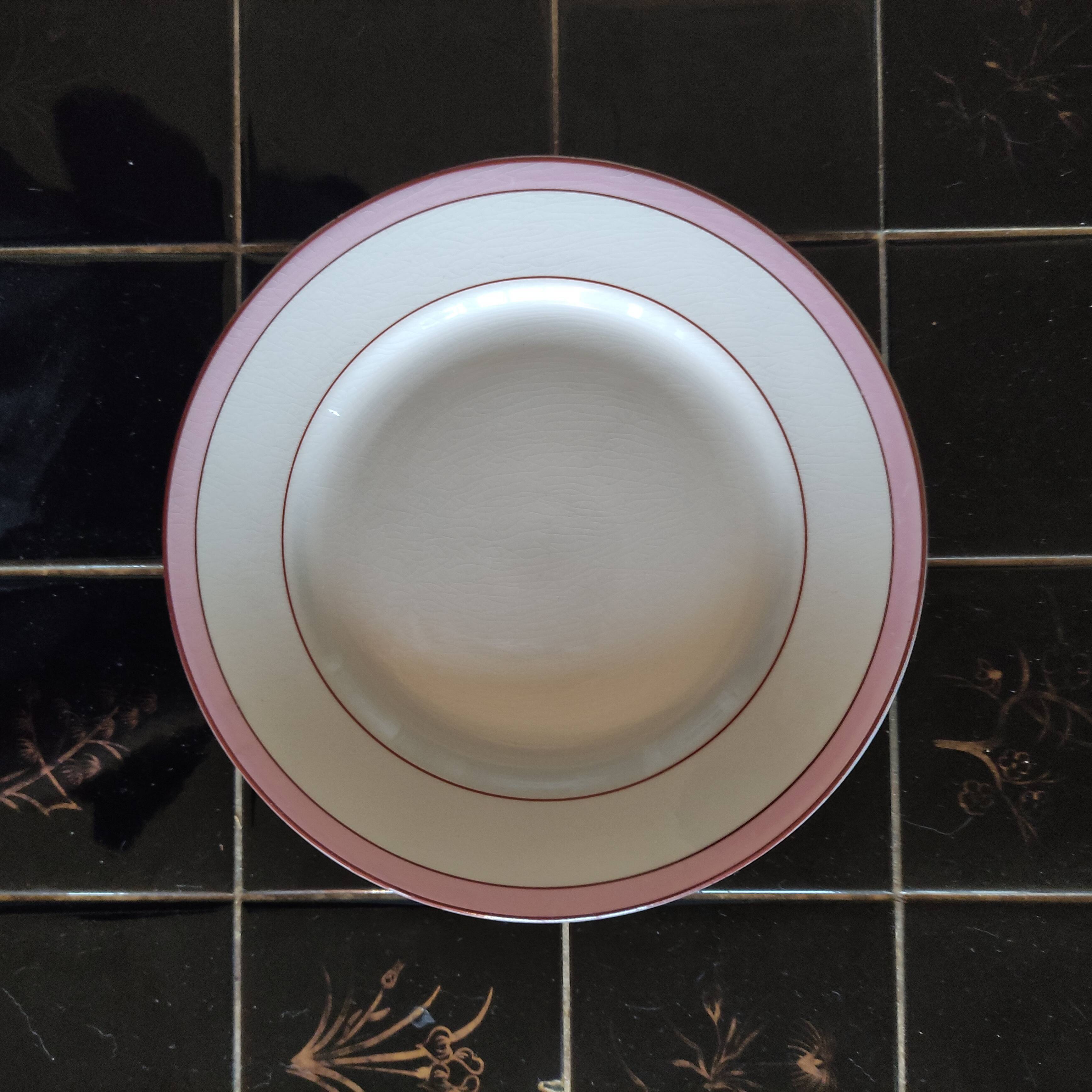 12 pink flat plates by KG Lunéville