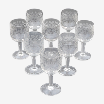 Service de 8 verres à vin en cristal gravé XIXe s