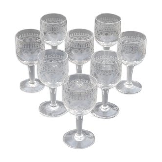 Service of 8 19th century engraved crystal wine glasses