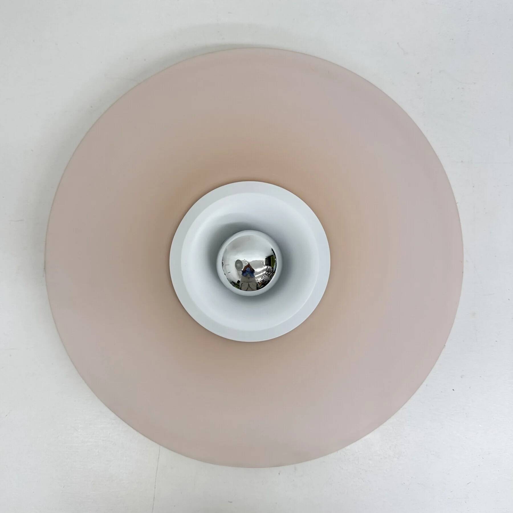 Postmodern Italian pink glass wall lamp, 1980s