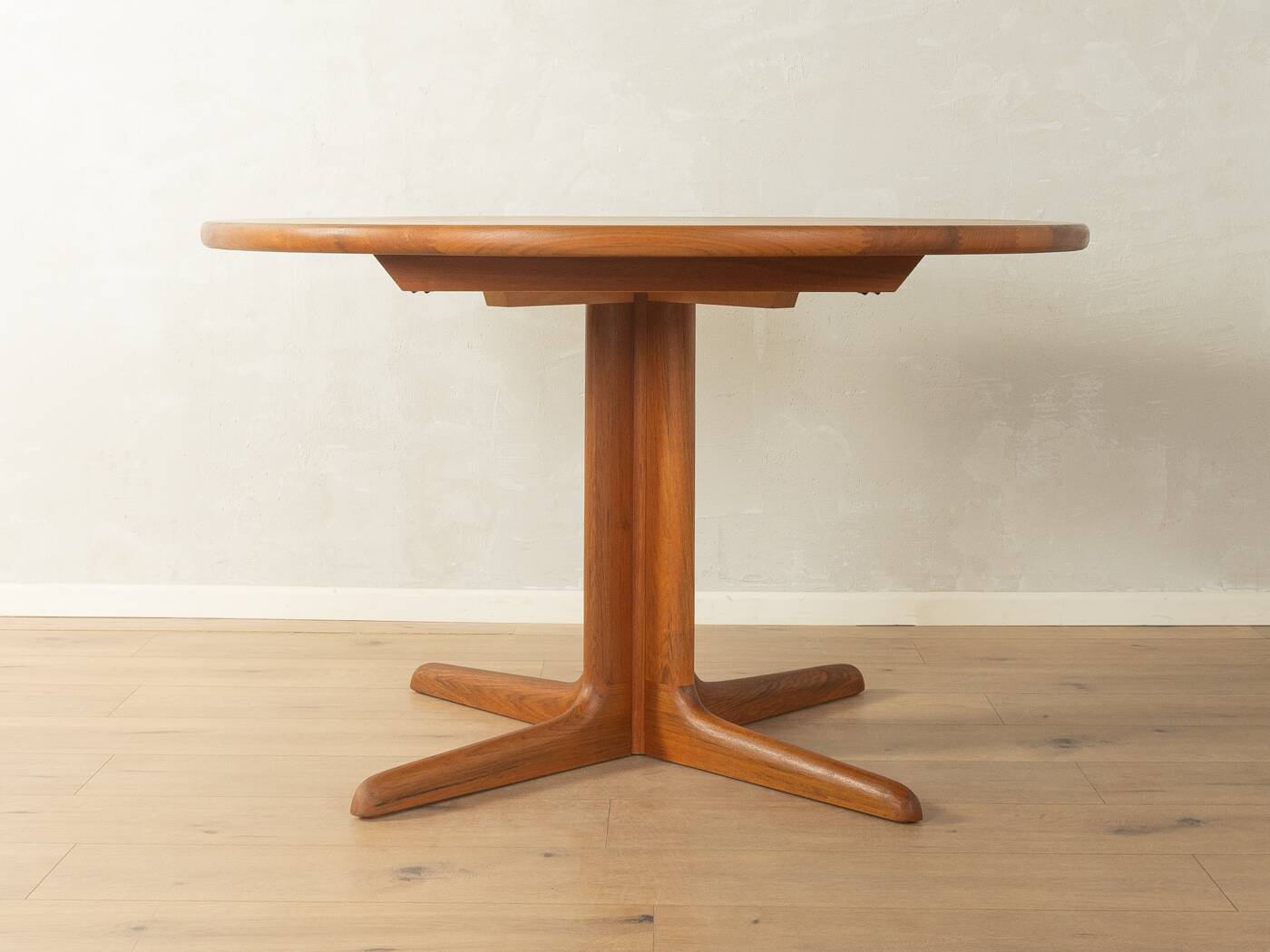 Elegant extendable dining table by CJ Rosengaarden, Denmark, 1960s, teak look