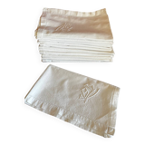 Serviettes brodées