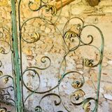 Screen, Art Deco wrought iron with floral decorations circa 30's