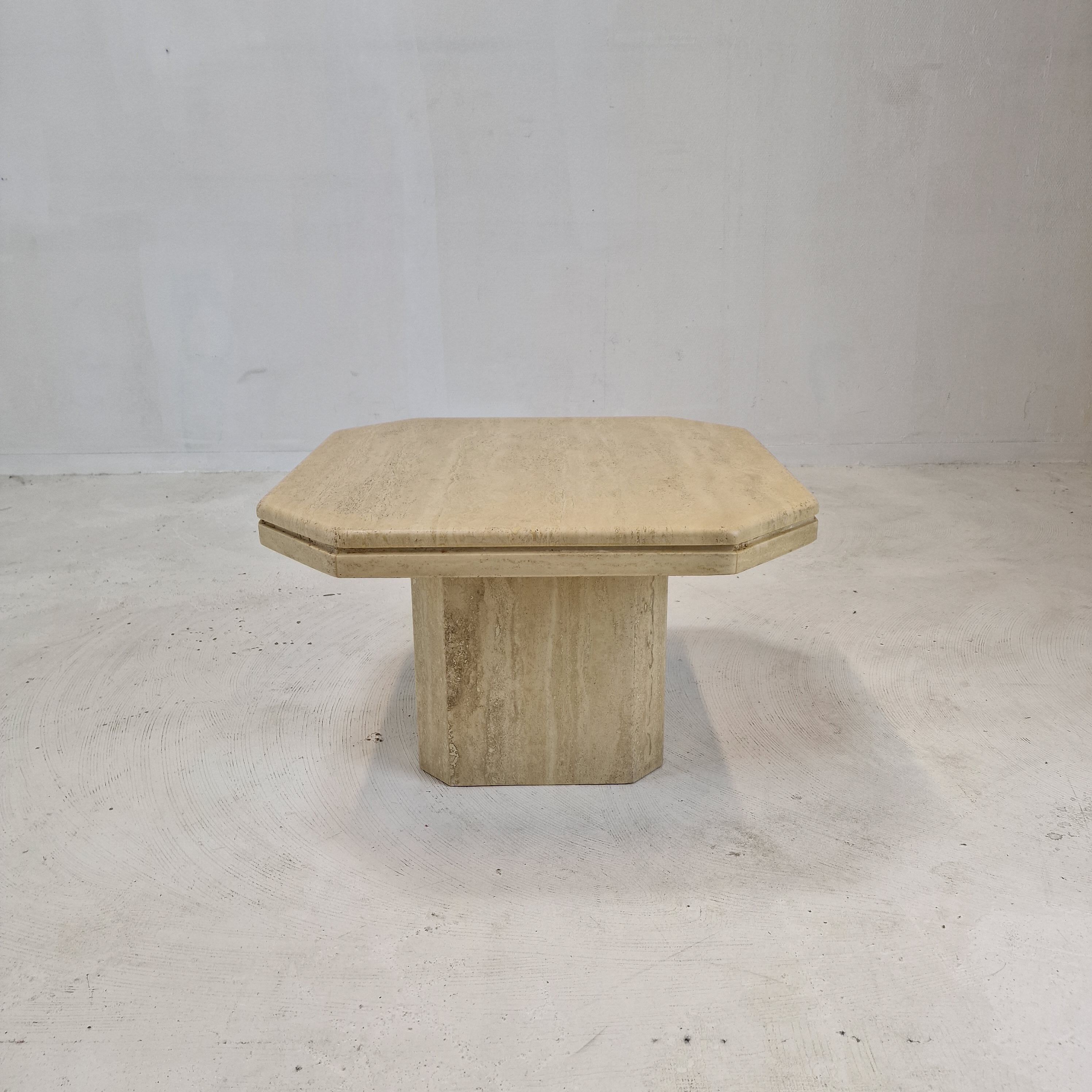 Side table in travertine, 1980s