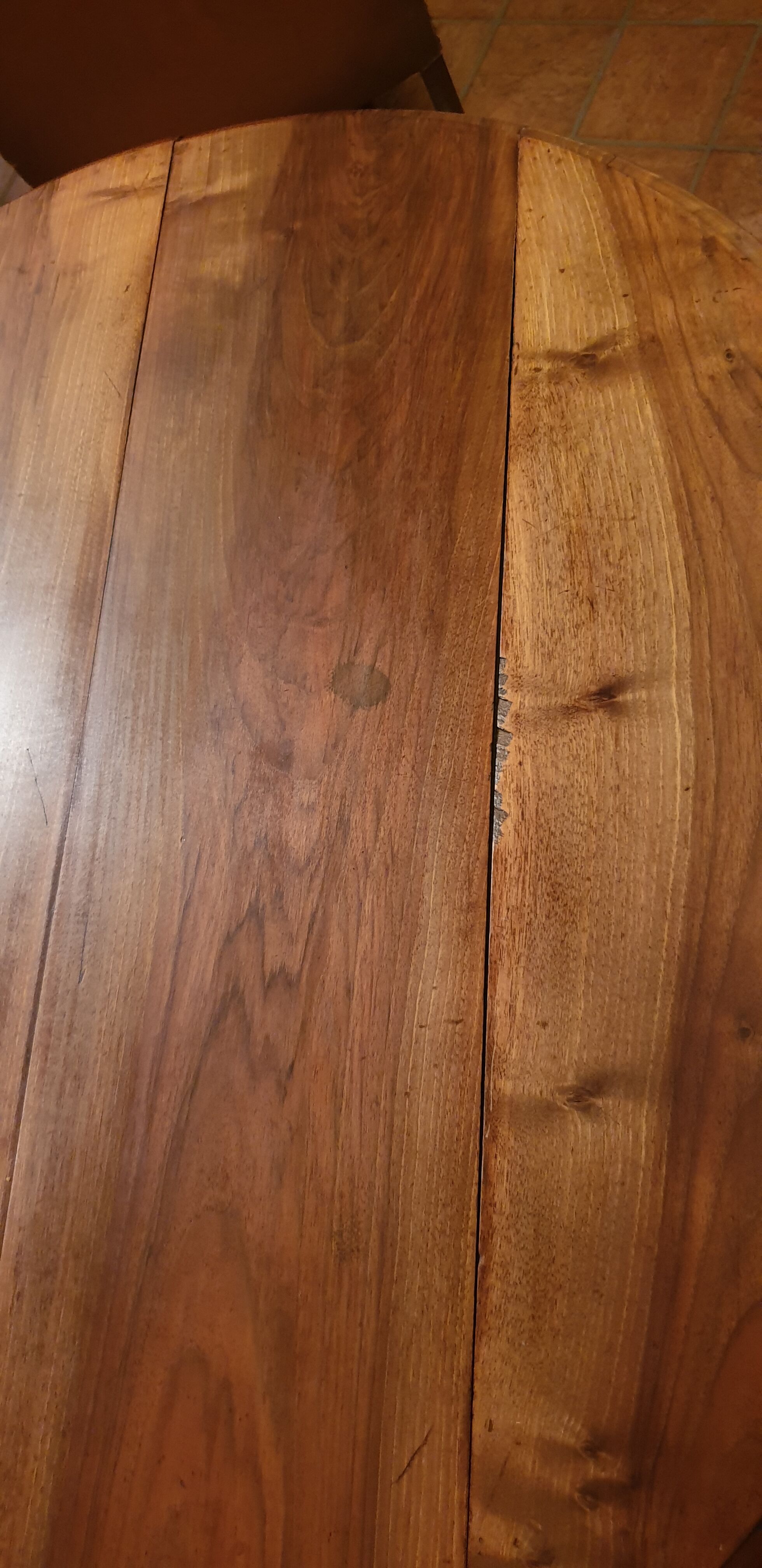 Round table cherry wood shutters, 6 feet, extendable 10/12 cutlery