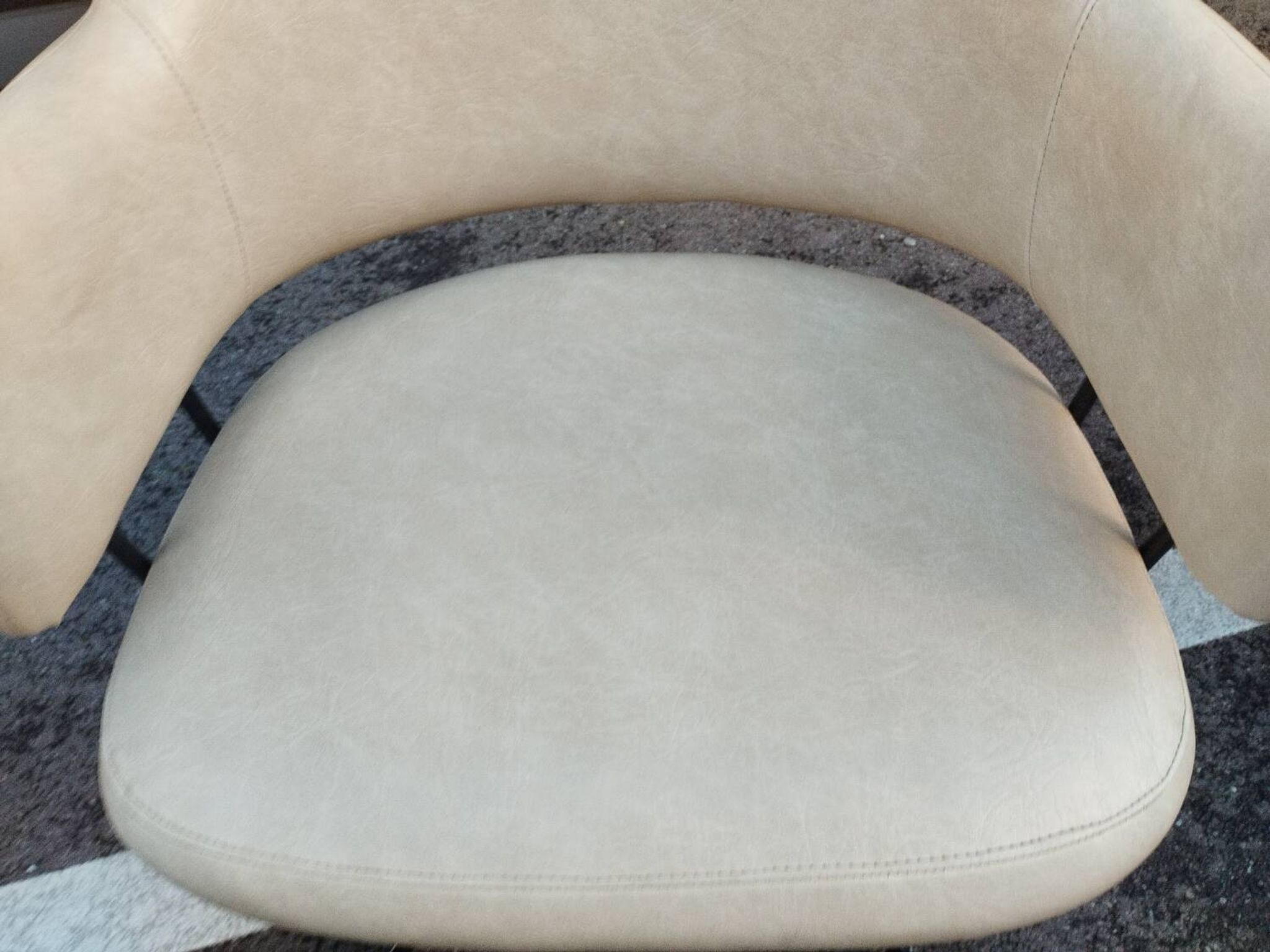 Paire de fauteuils anciens vintage