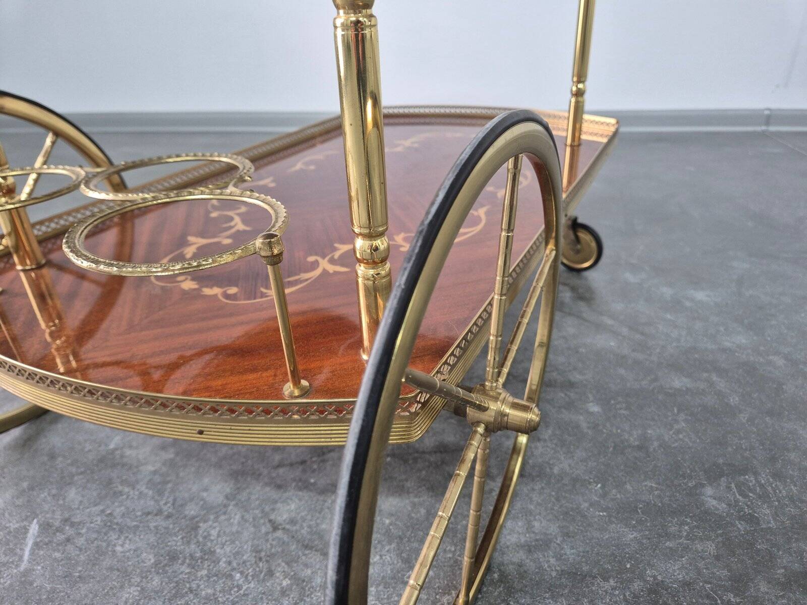 1970s drinks bar cart with side flaps in marquetry