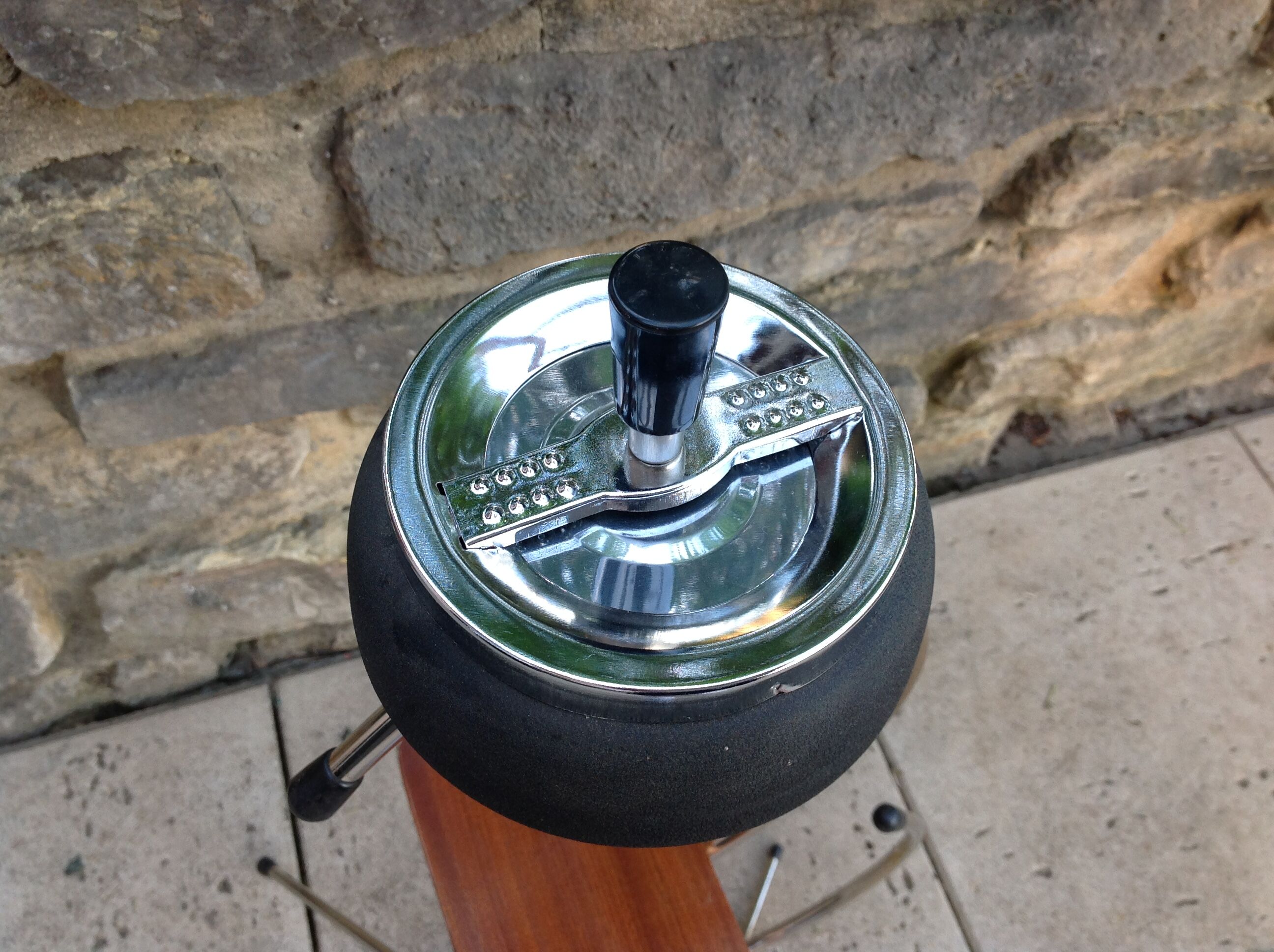 Ashtray pusher on foot with tablet / vintage 60s