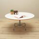 Round table, Danish design, 1990s, production: Denmark