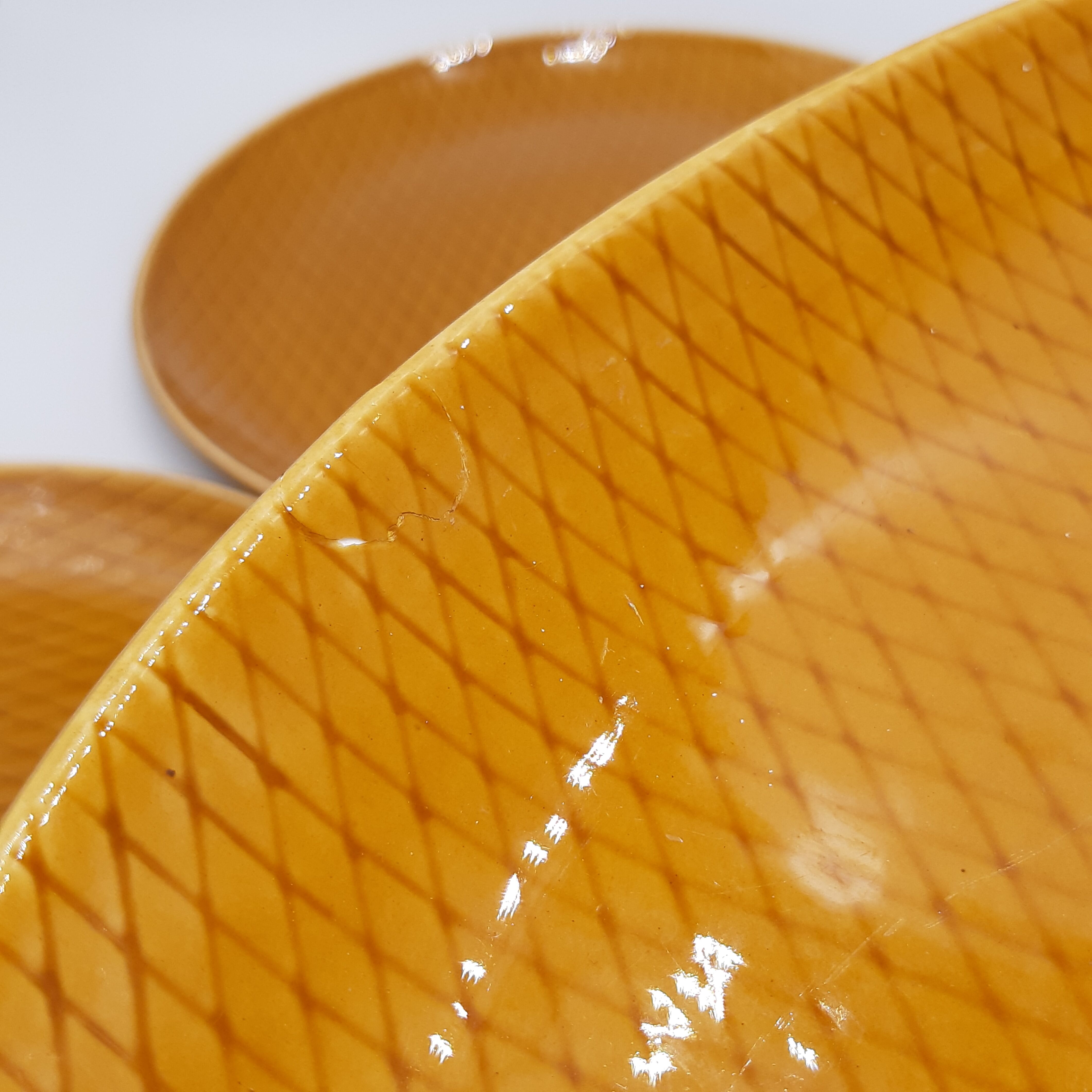 Service esterel 8 ceramic plates salins graphic honey color