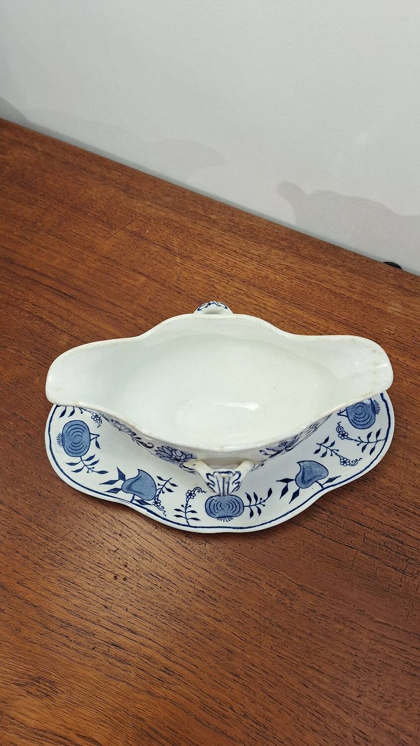 Maastricht Dresden Sauceboat