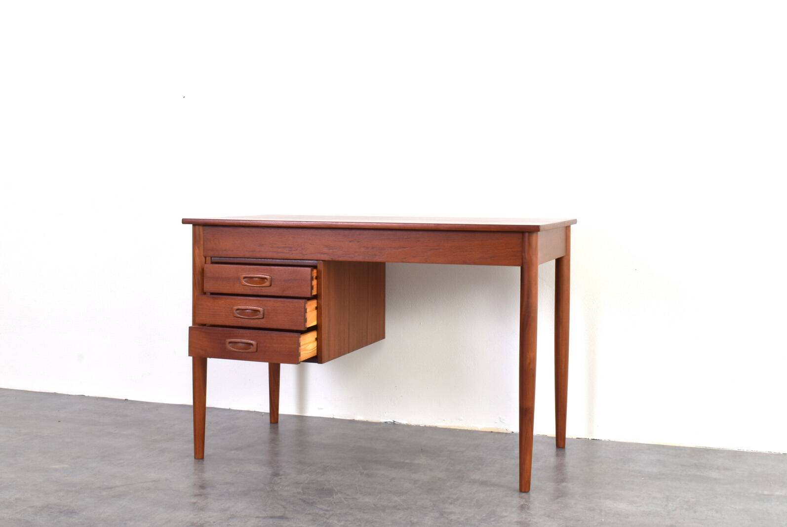 Mid-Century Modern Danish Teak Desk, 1960s