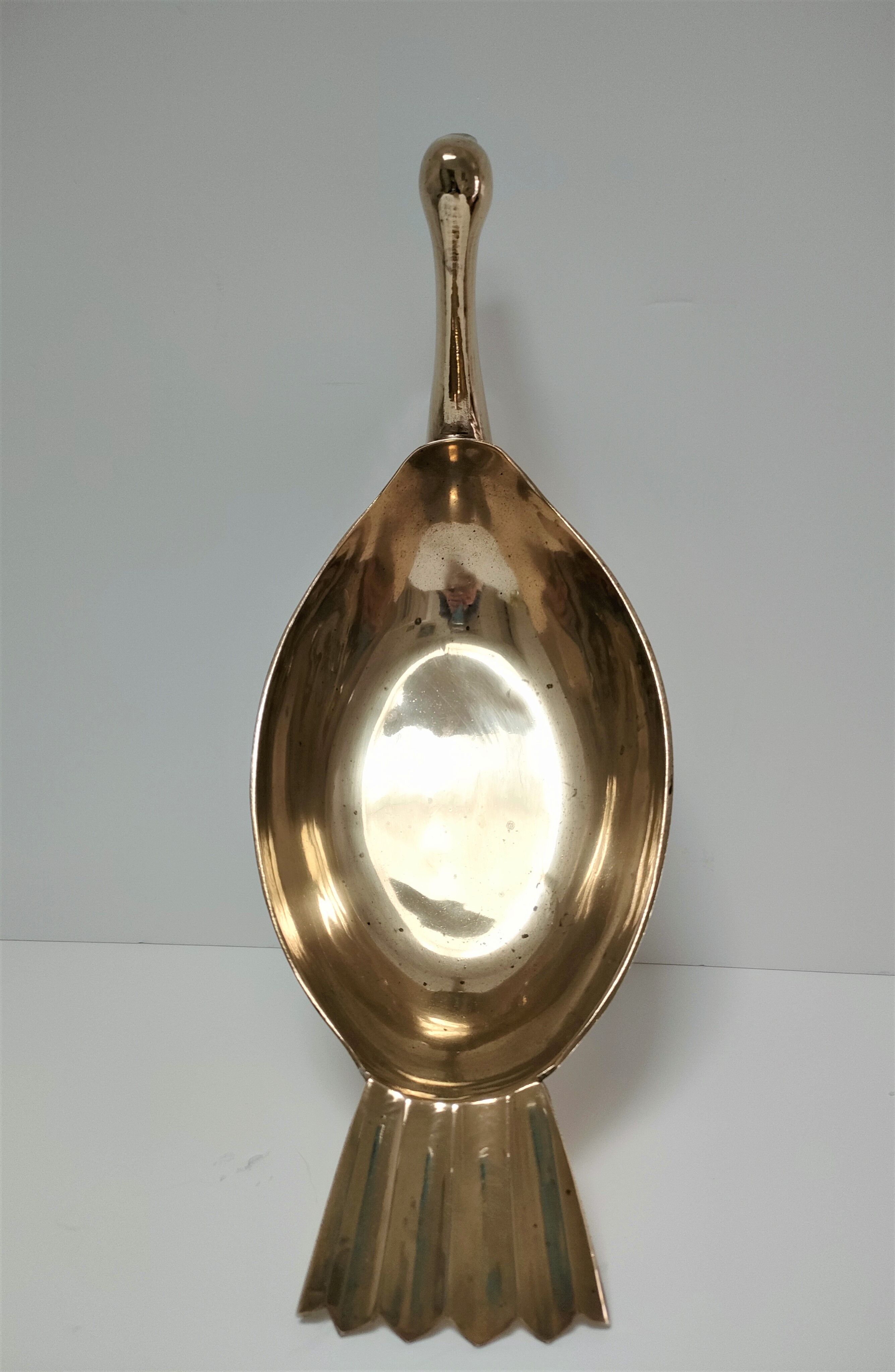 Zoomorphic cut brass bird 70s