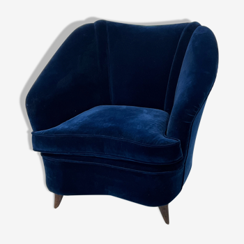 Mid-century Italian blue velvet armchair by Gio Ponti