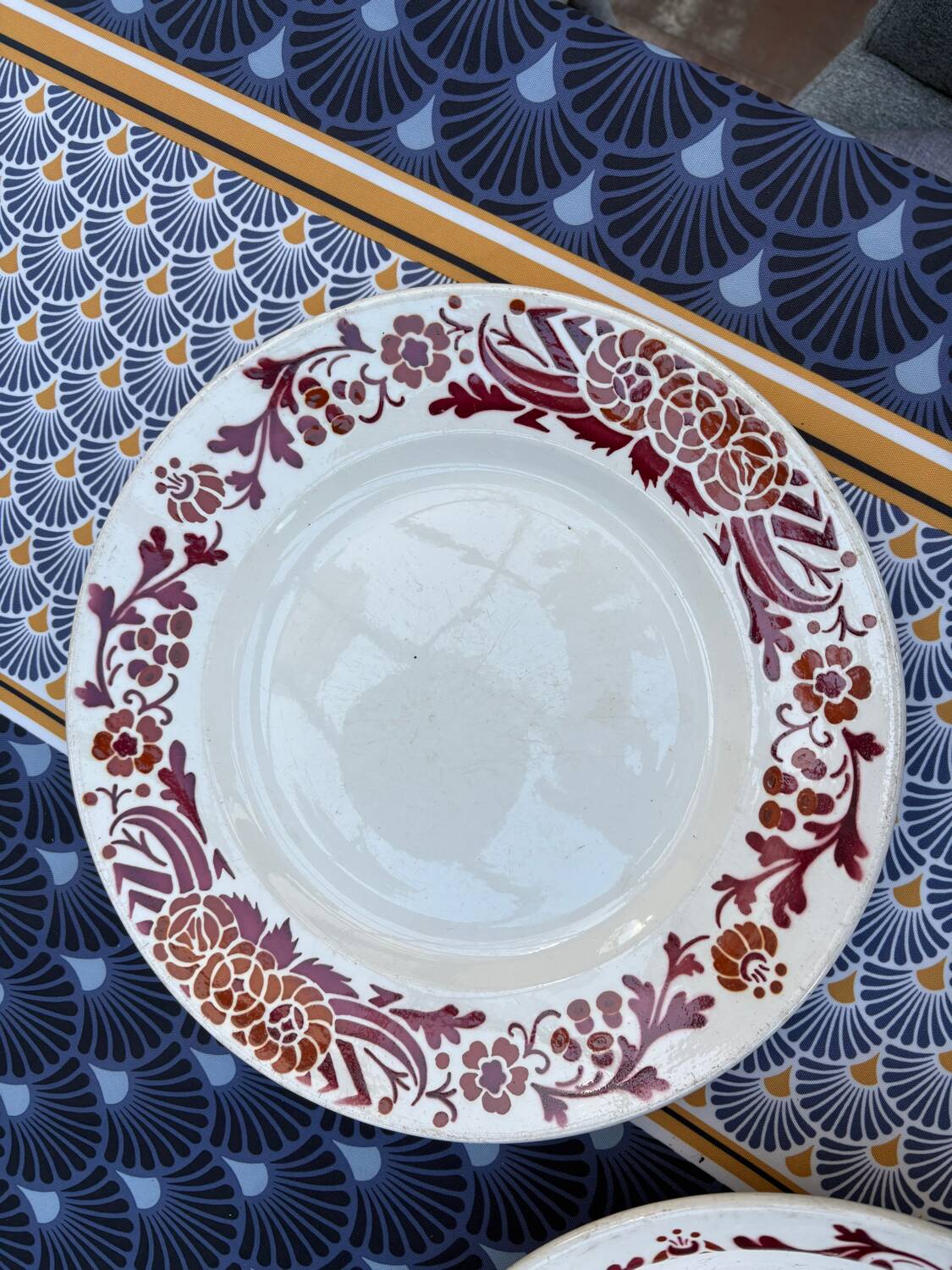 Service plates Badonviller