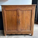 2-door buffet