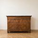 Commode ancienne en noyer avec plateau marbre