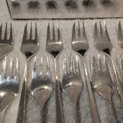 12 fourchettes à gateaux métal argenté orfèvre Ercuis Horizon 14,9cm