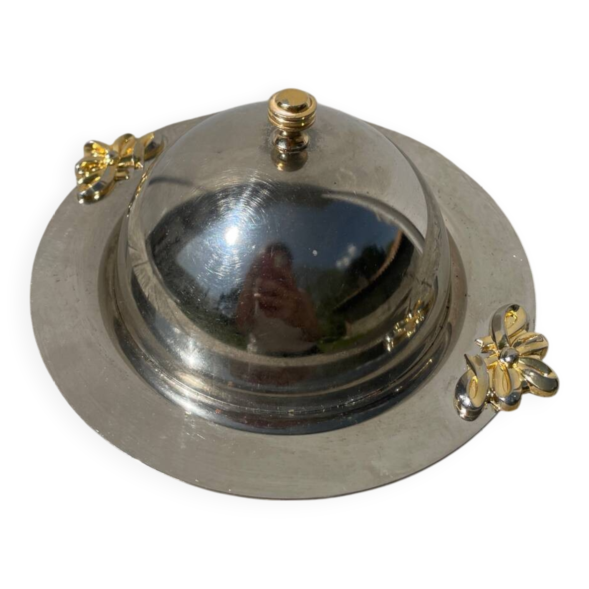 Silver-plated metal butter dish with knots