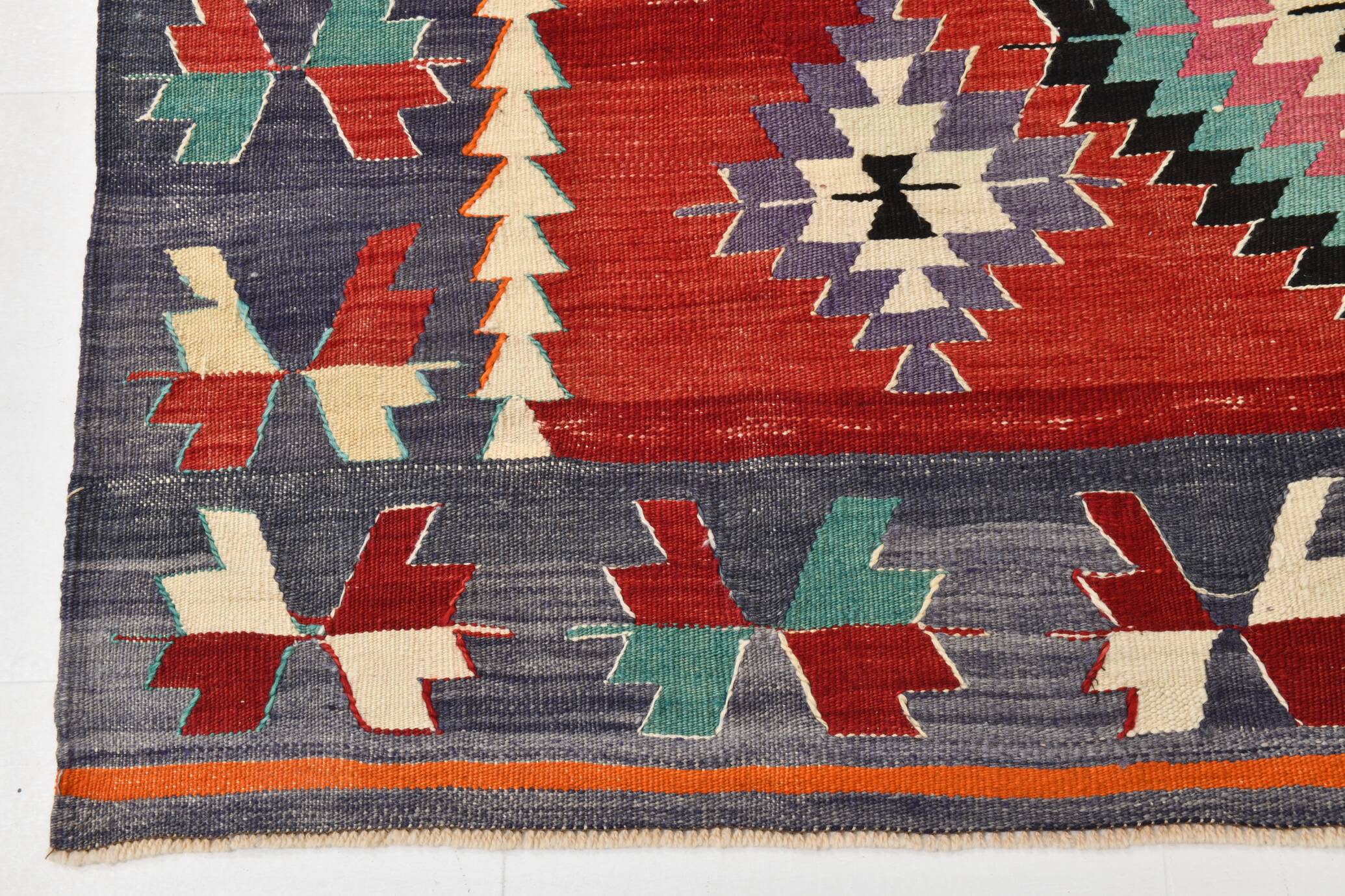 5x9 Red & Green Geometric Tribal Vintage Kilim Rug, 170x267Cm