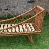 Rattan bed