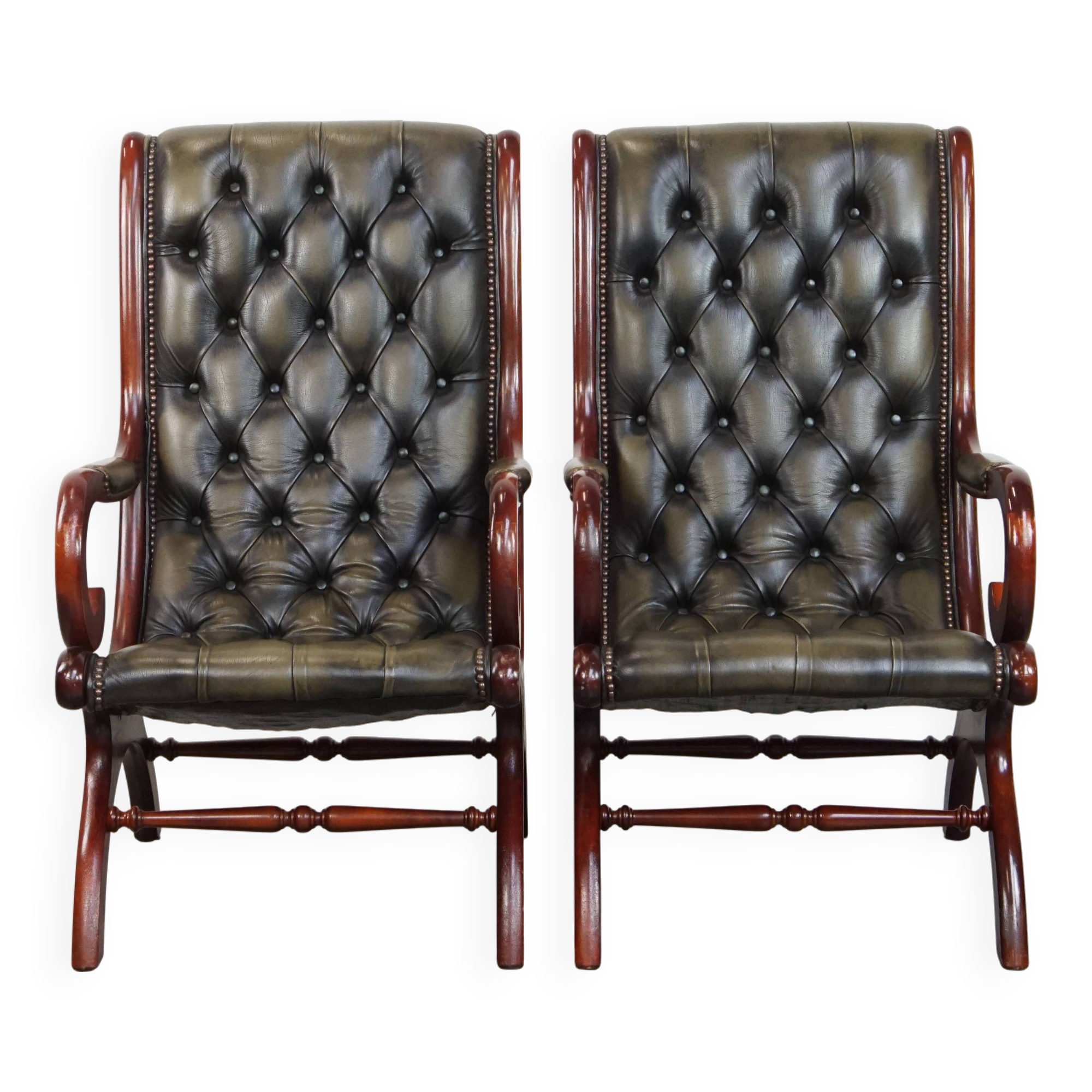 Set of 2 Green Cowhide Leather English Chesterfield Armchairs