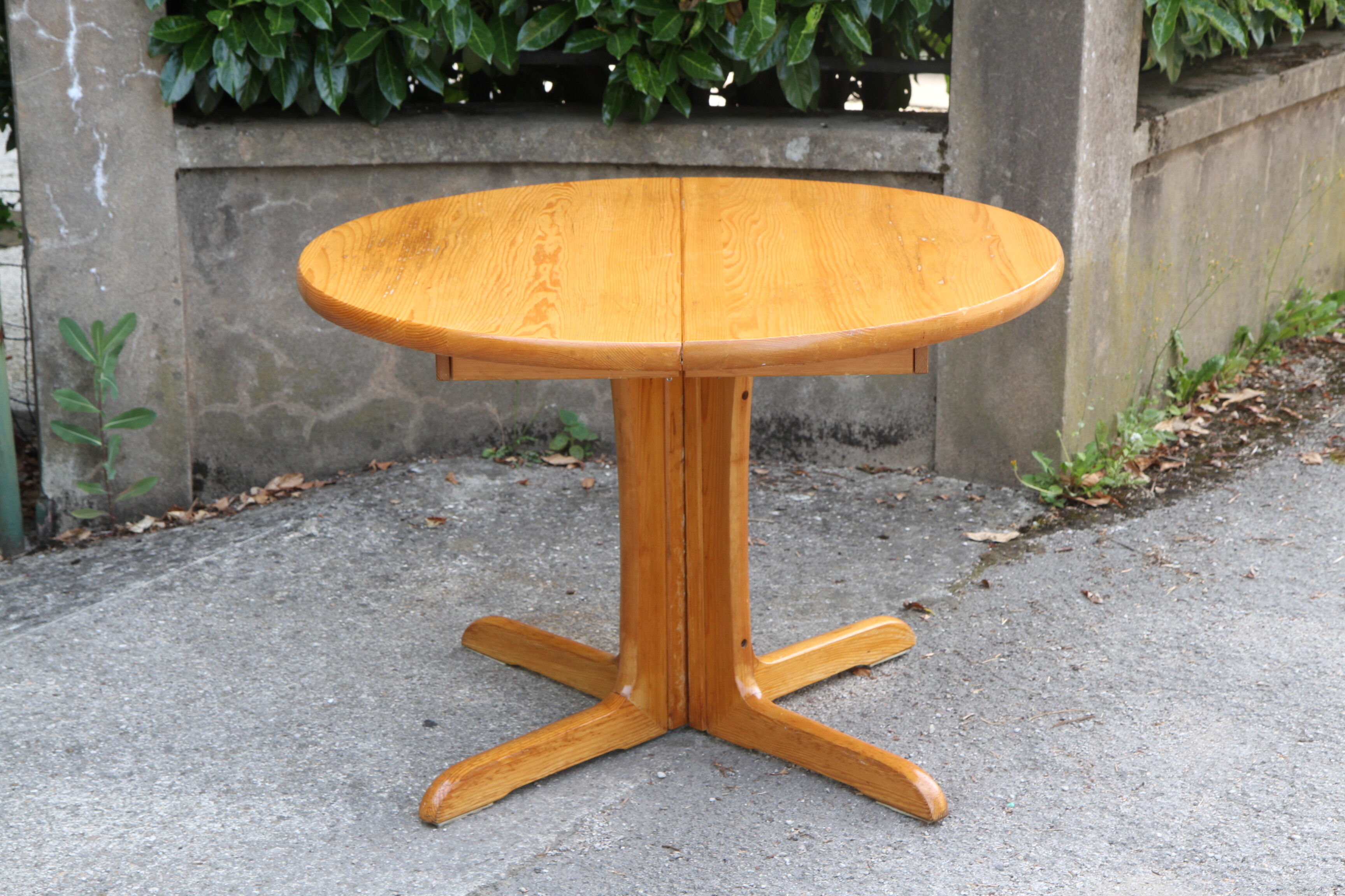 200cm pine expandable dining table