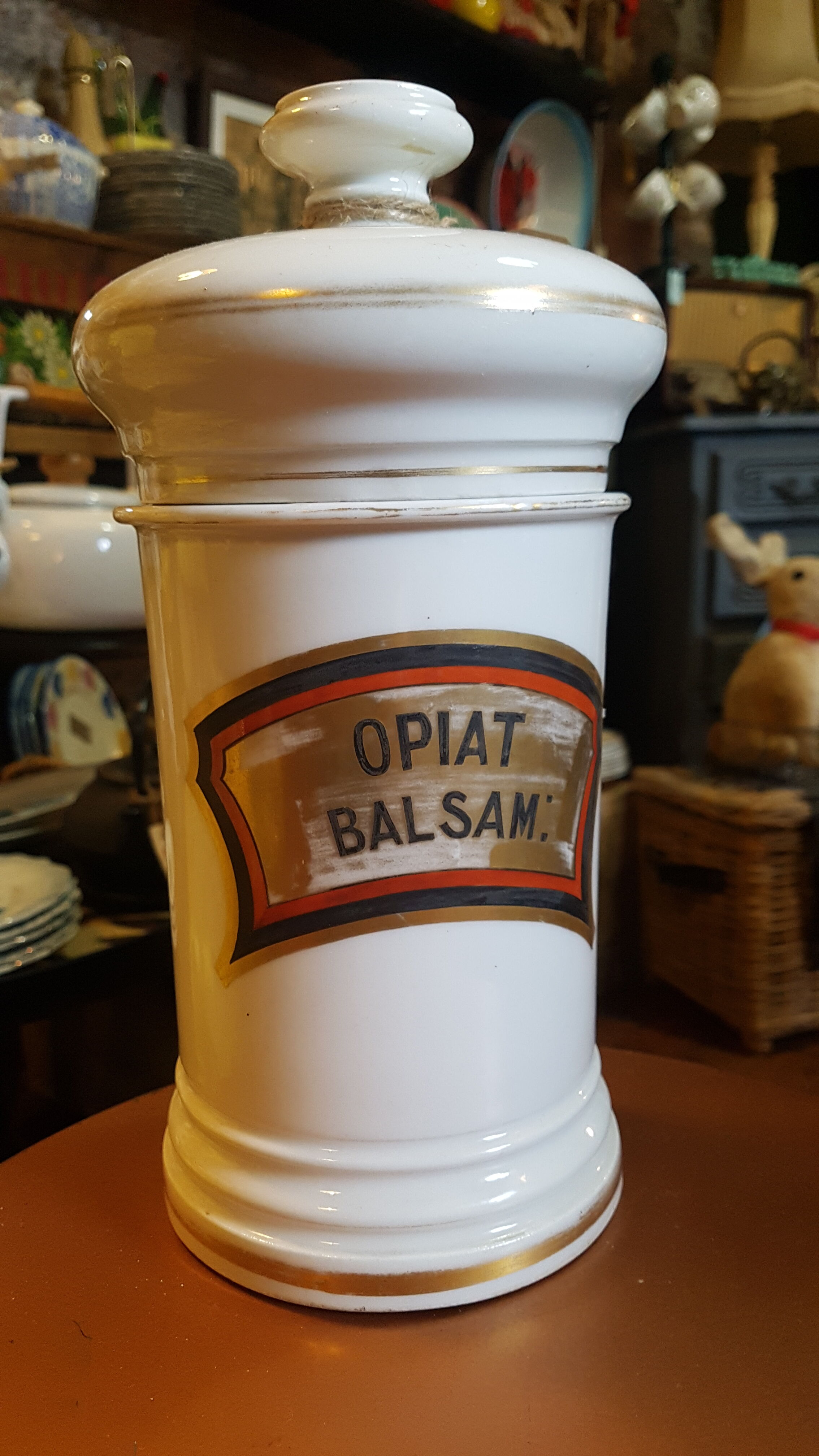 Pots old apothecary lot of 2